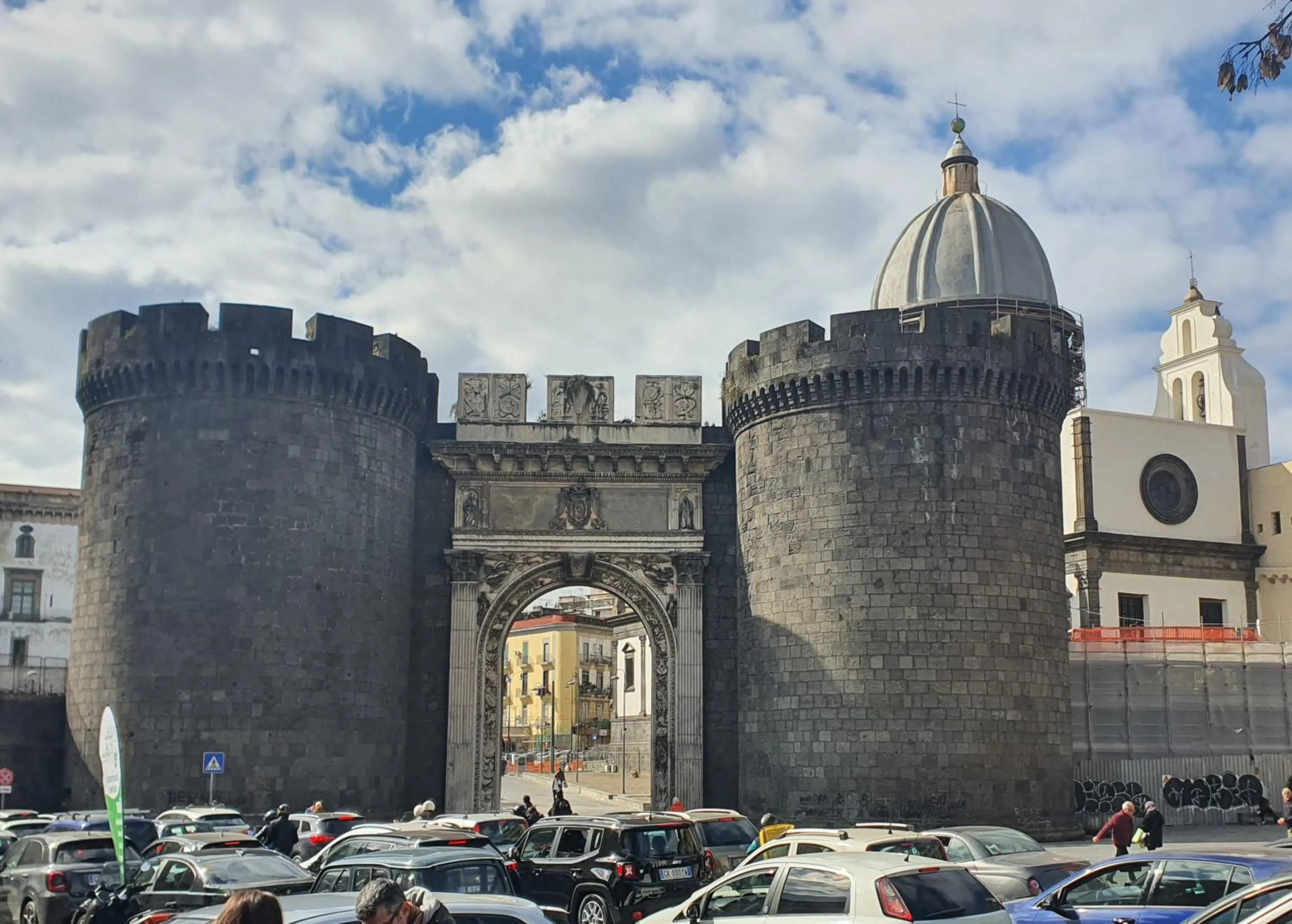 Landmark view in Gaisa Naples - Bed and Breakfast