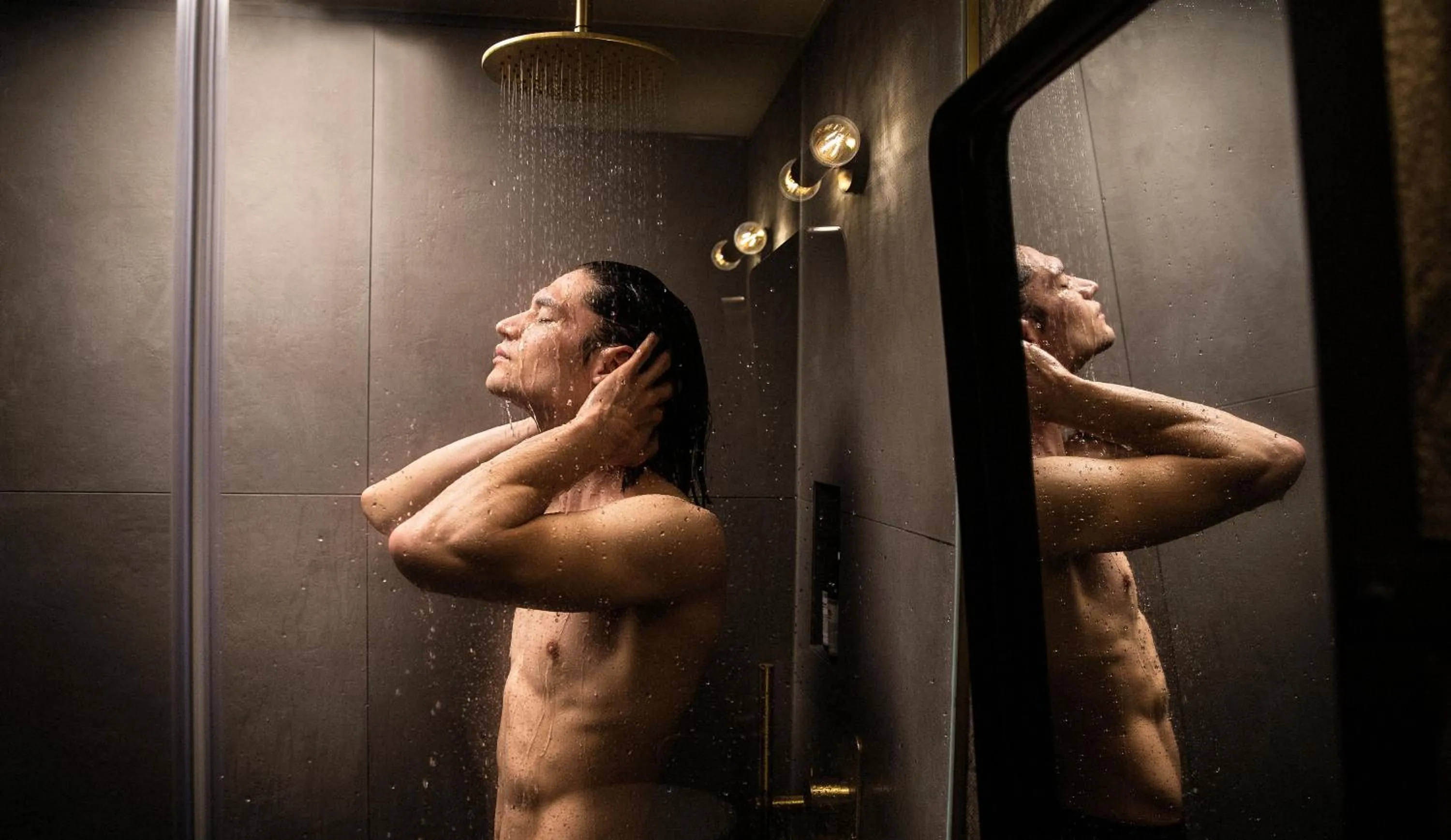 Bathroom in JAMS Music Hotel Munich