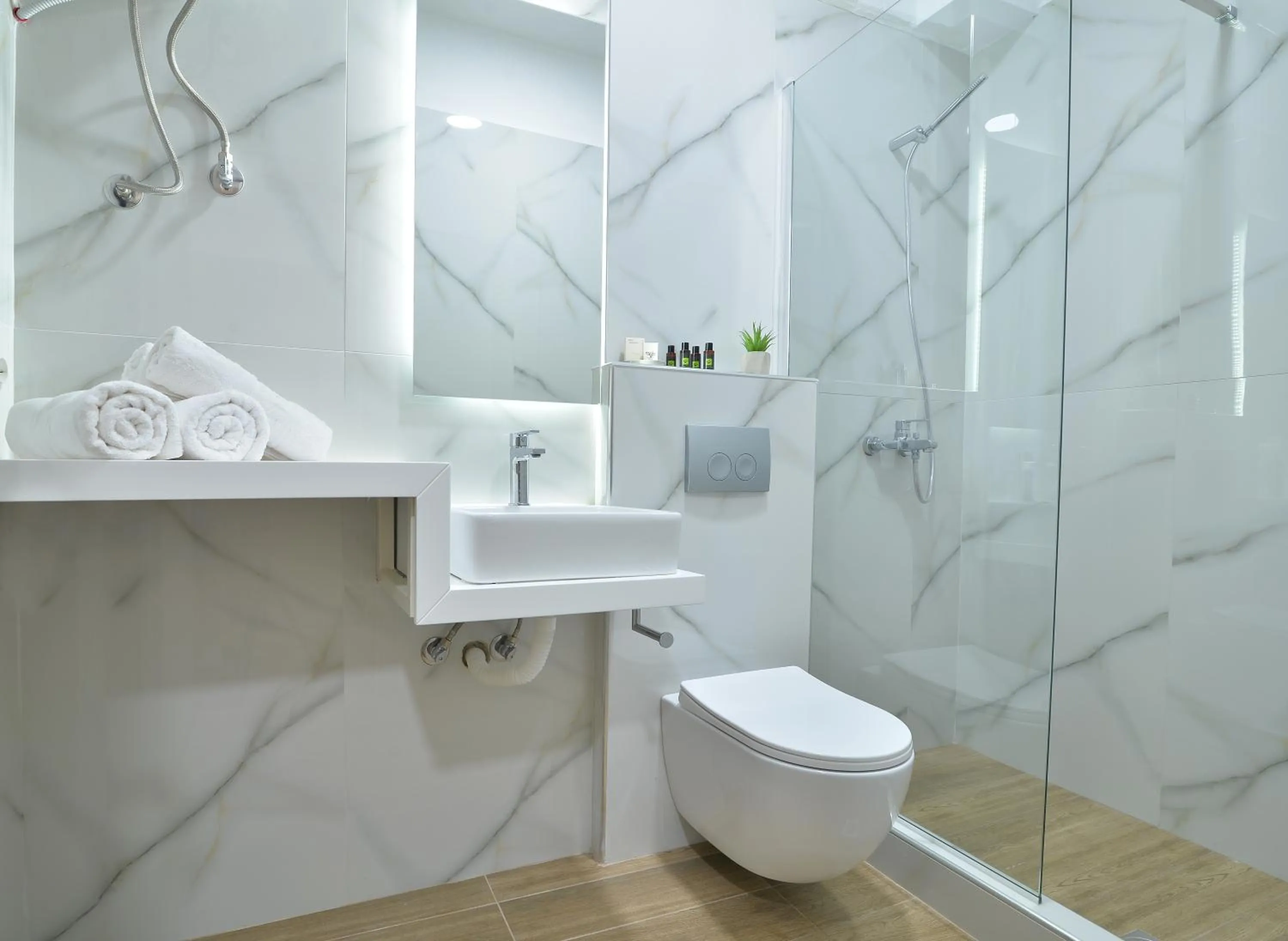 Bathroom in Niel Holiday Apartments, Panel Hospitality Homes & Villas