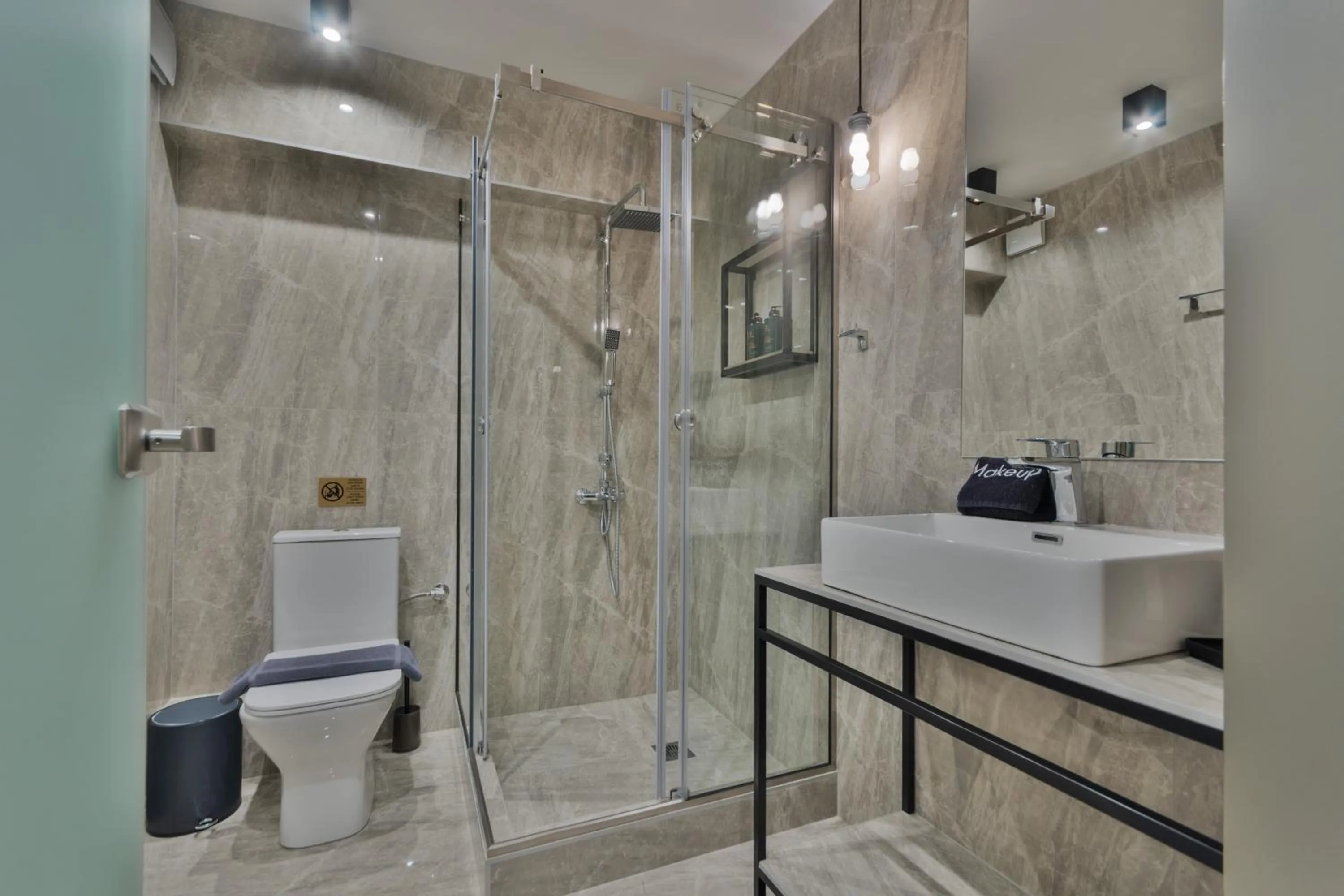 Shower in Costa De Luxe Suites