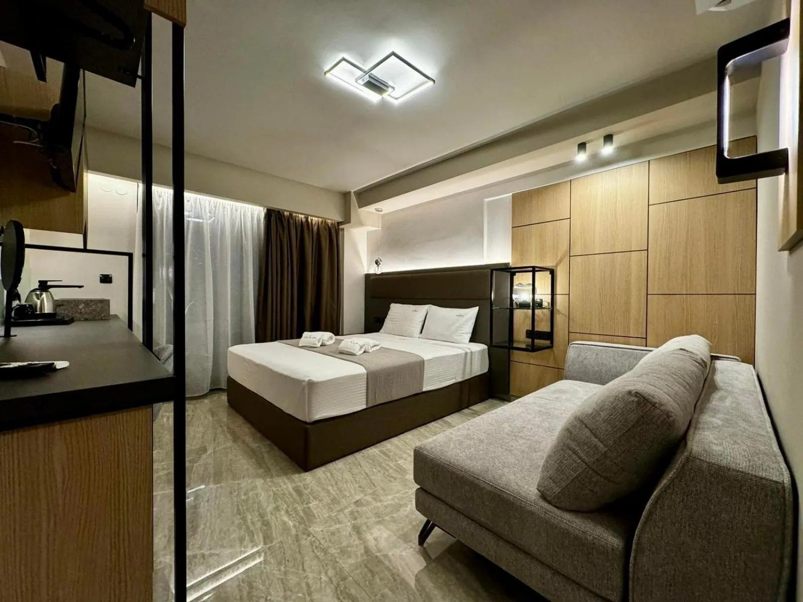 Photo of the whole room, Bed in Costa De Luxe Suites