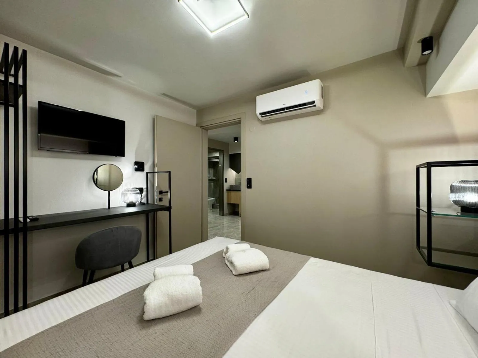 Bedroom, Bed in Costa De Luxe Suites