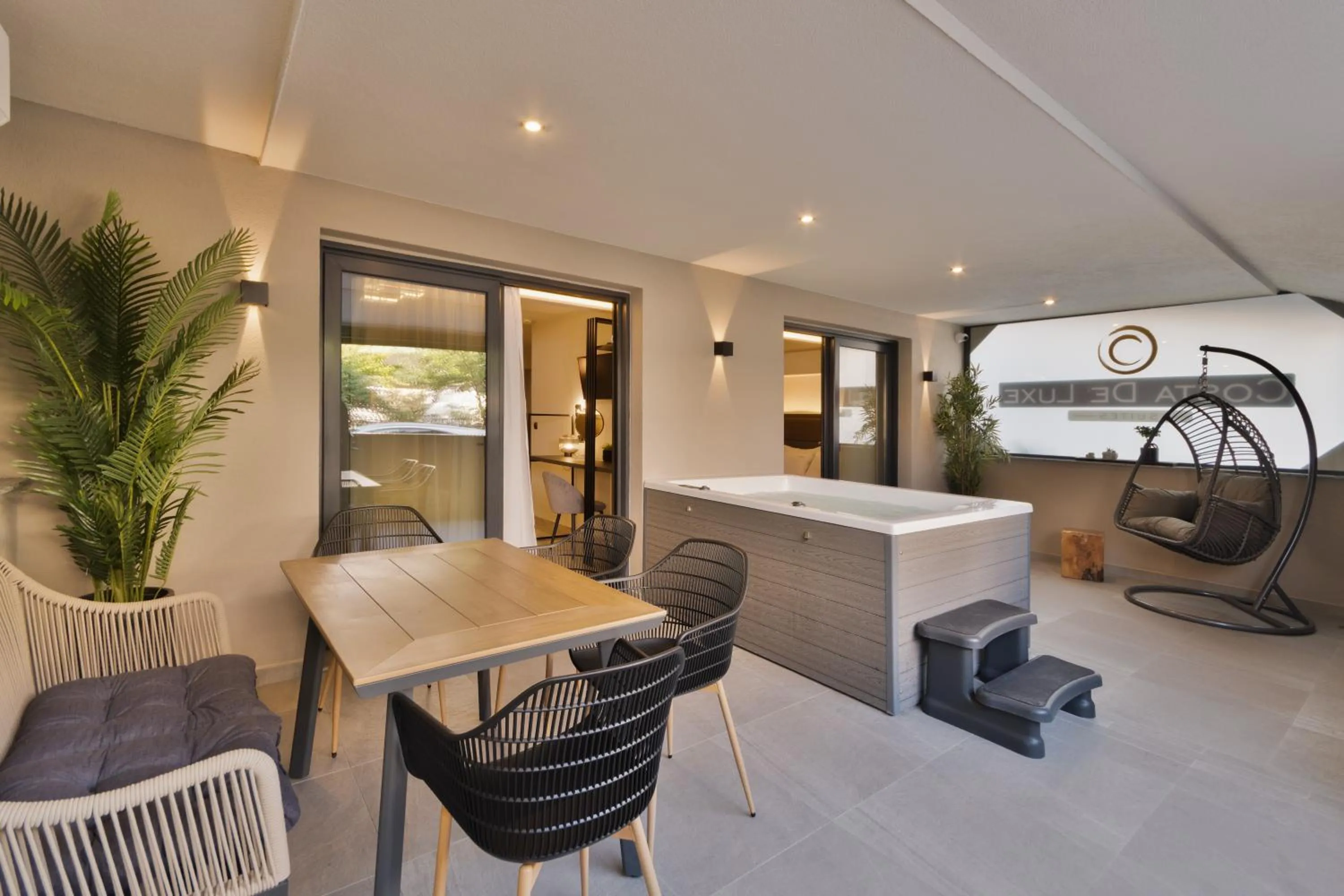 Costa De Luxe Suites