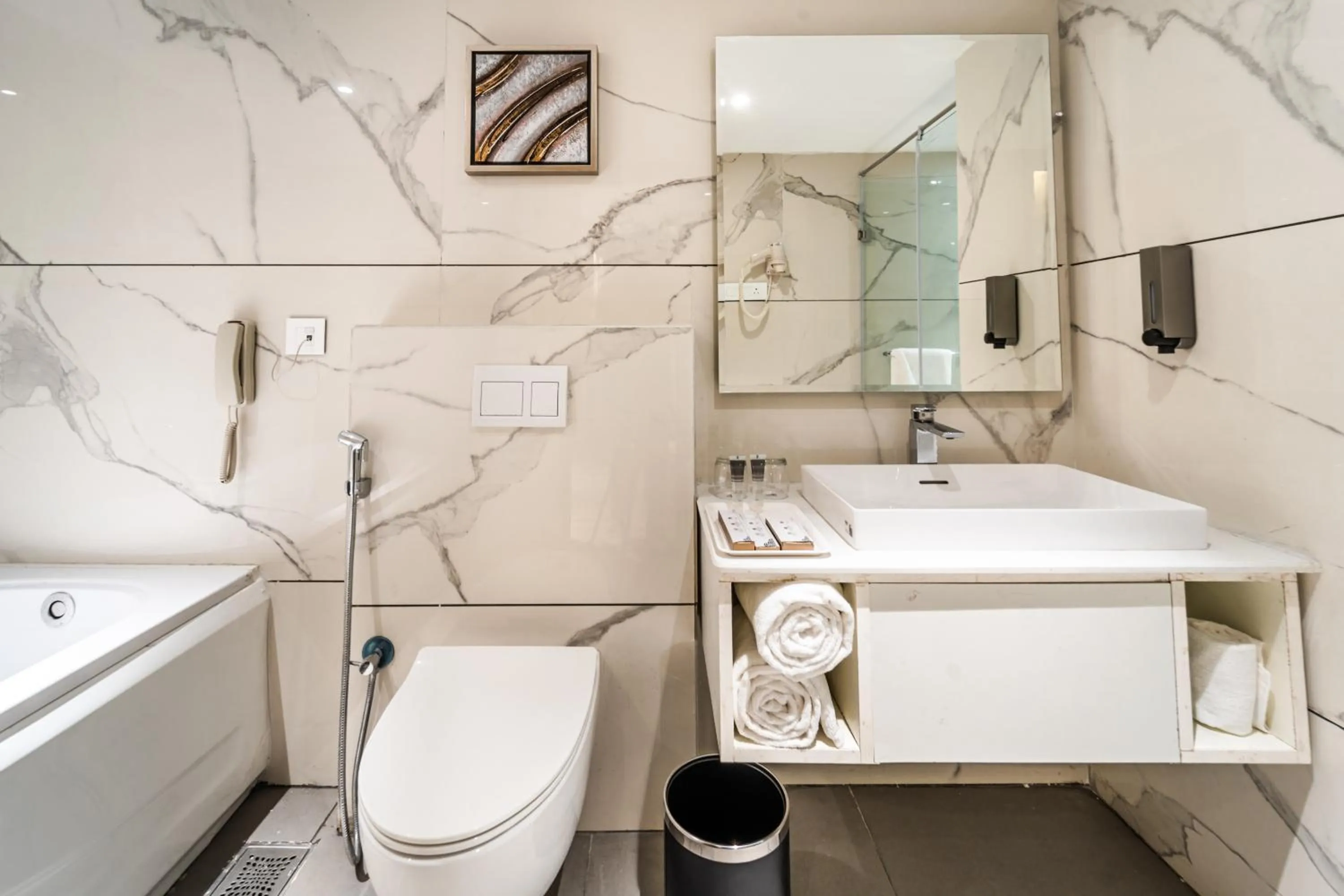 Shower in Effotel By Sayaji Bhopal