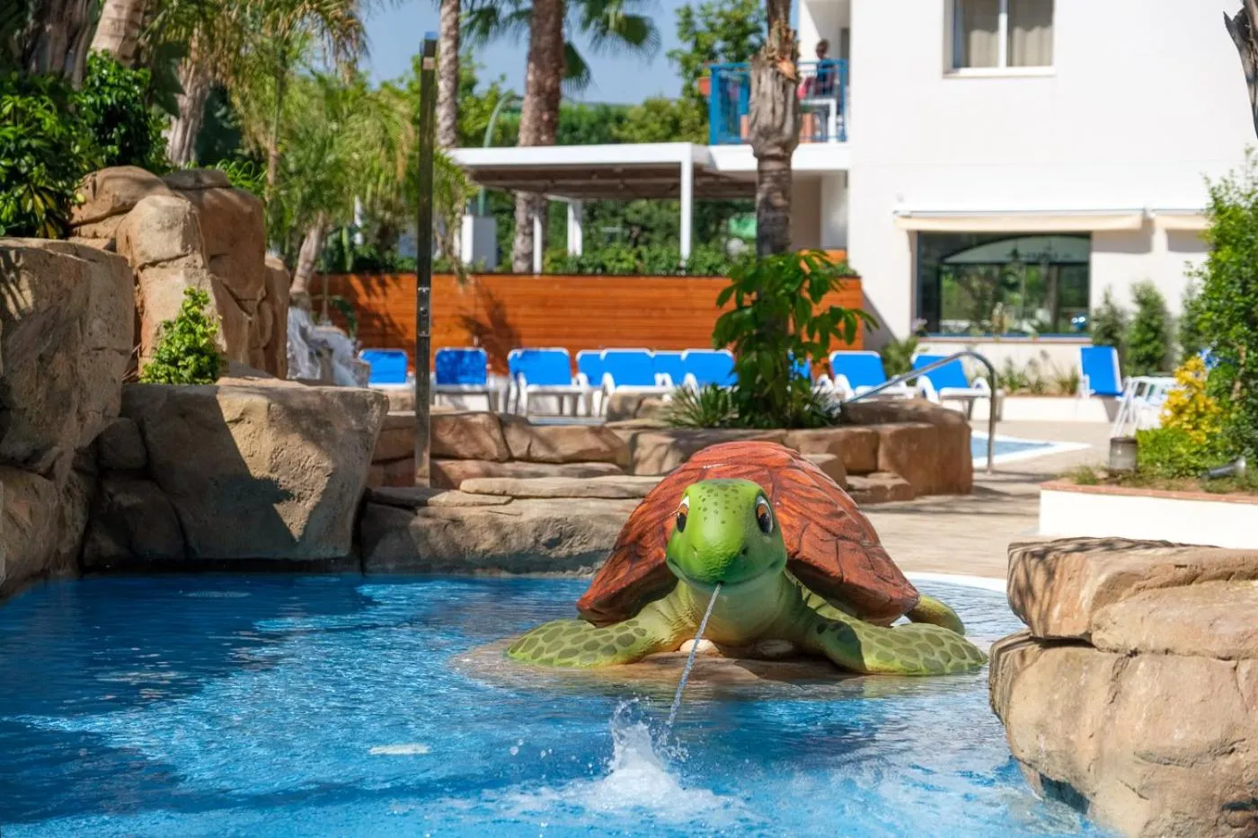 Swimming pool in Áncora Salou La Siesta Apartments