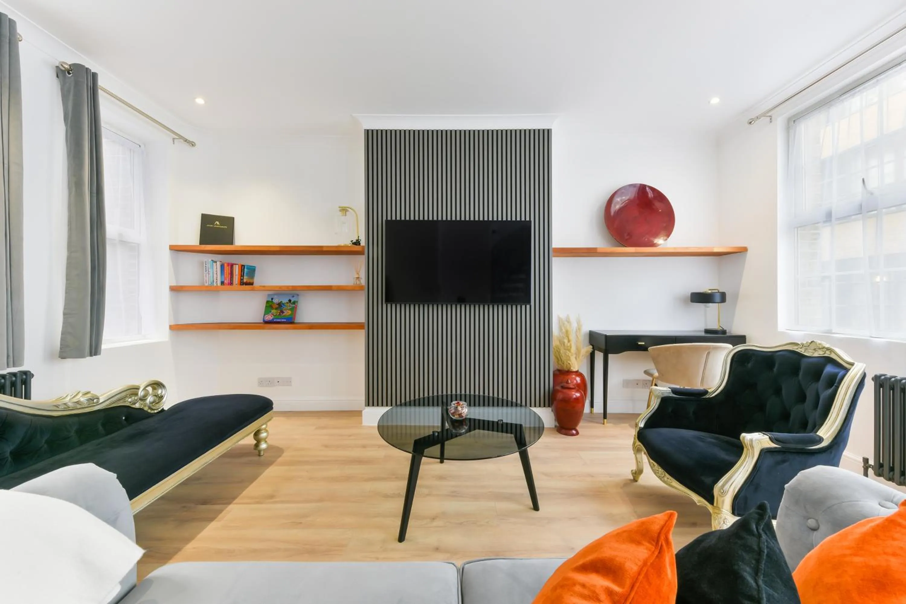 Communal lounge/ TV room in Avari Apartments - Hatton Collection