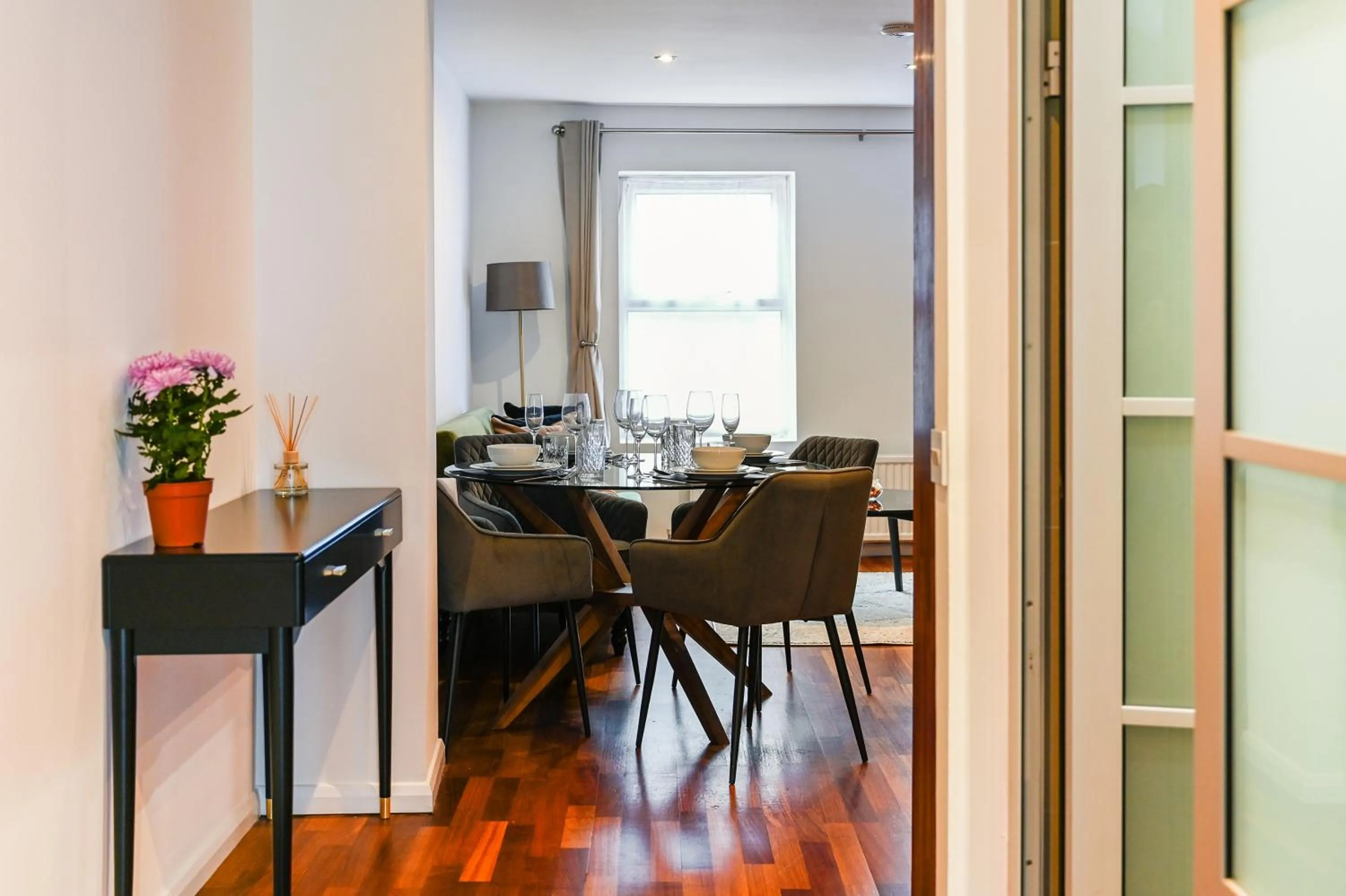 Living room in Avari Apartments - Hatton Collection