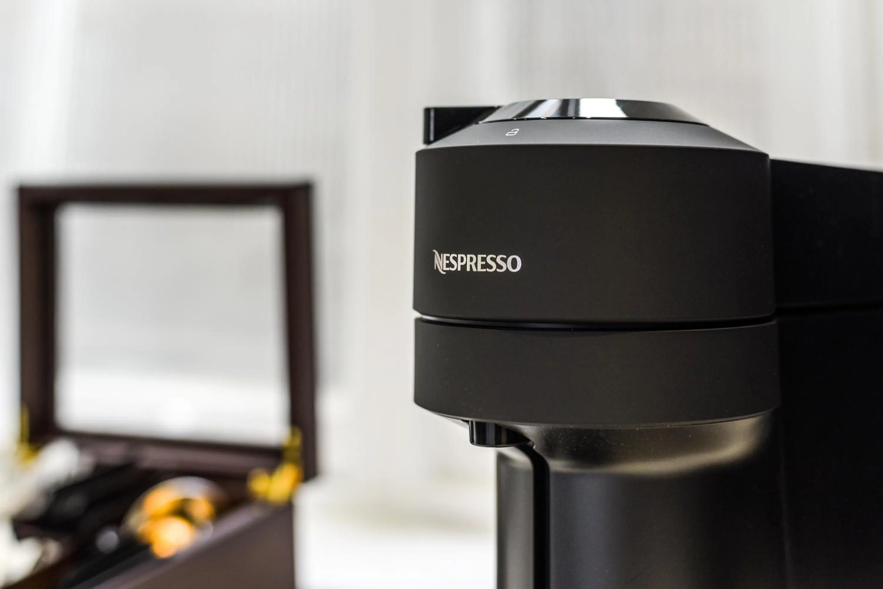 Coffee/tea facilities in Avari Apartments - Hatton Collection