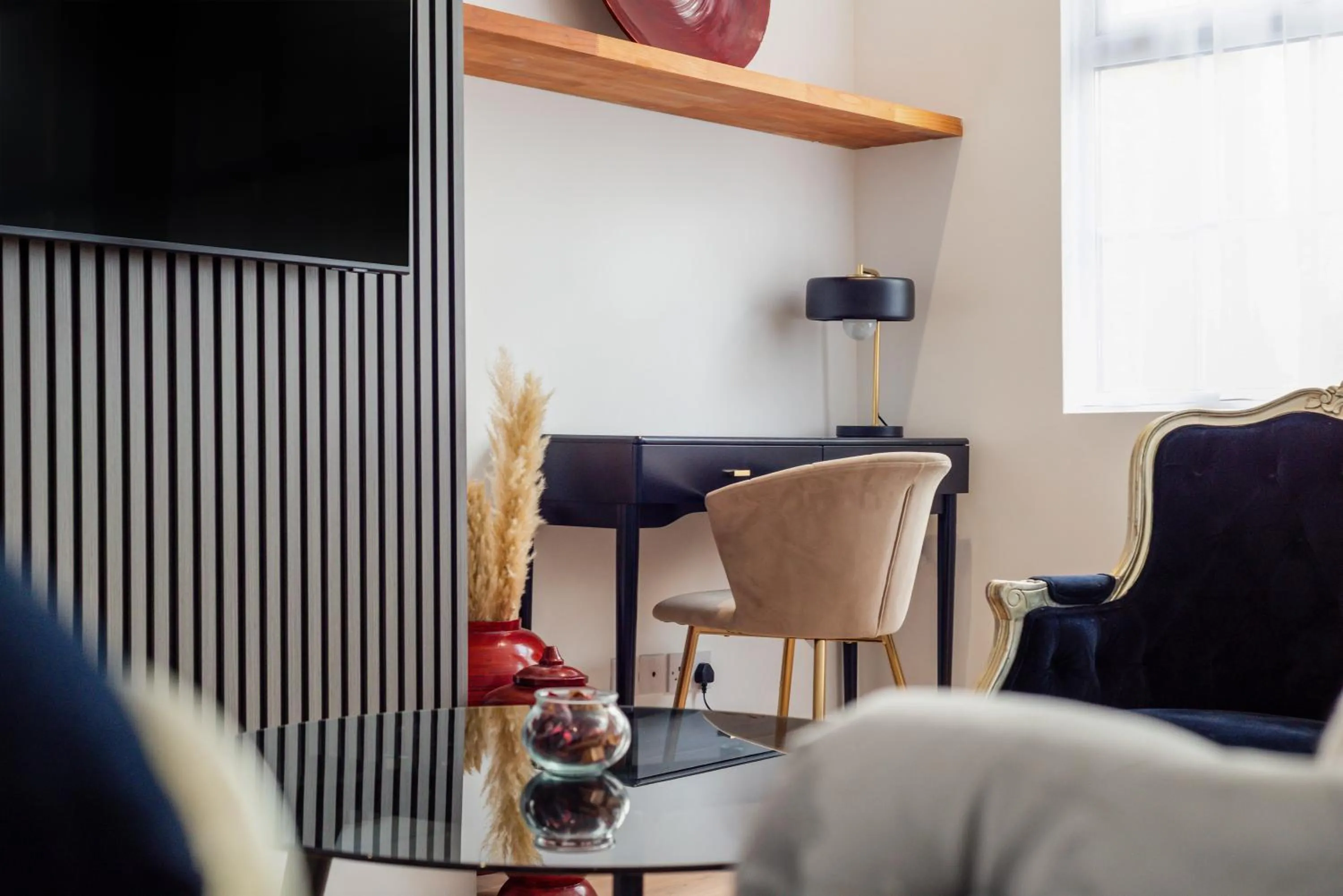 Living room in Avari Apartments - Hatton Collection