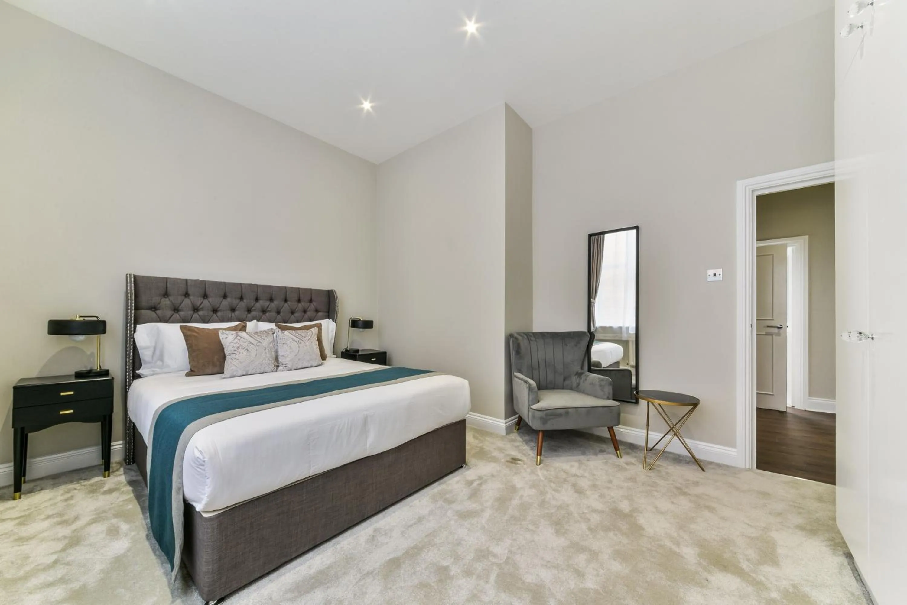 Bed in Avari Apartments - Hatton Collection