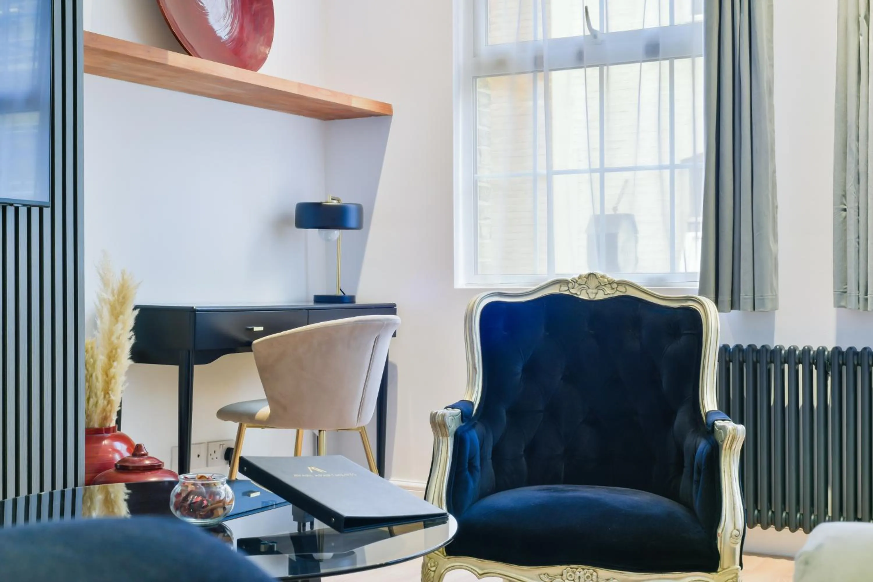 Living room in Avari Apartments - Hatton Collection