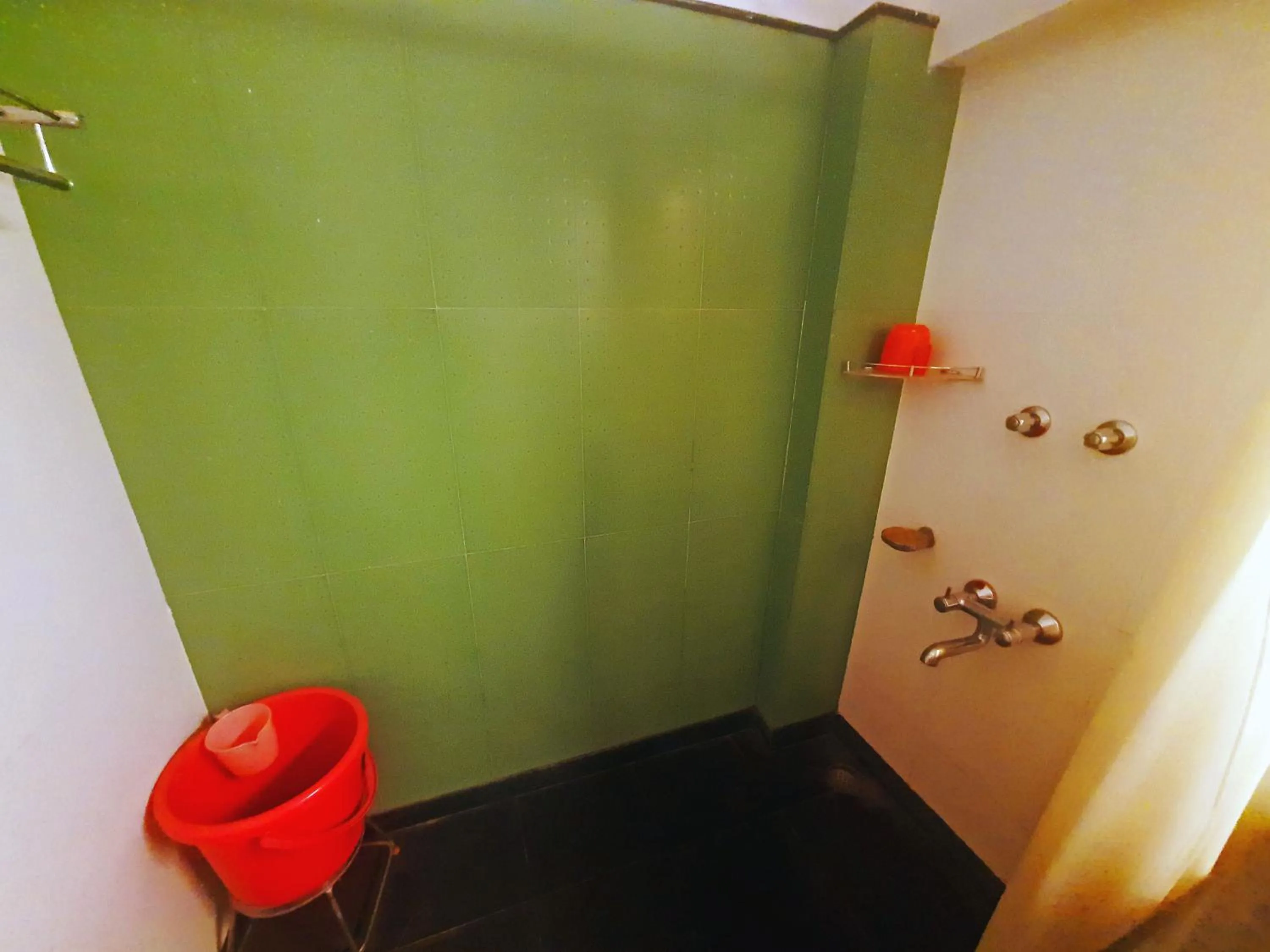 Bathroom in Sanman Deluxe Lodge