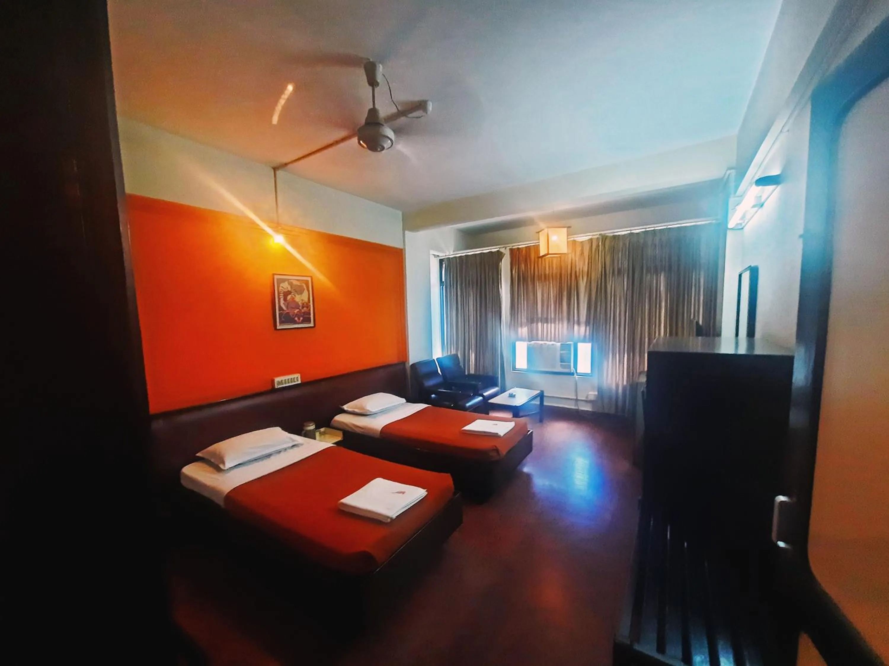 Photo of the whole room in Sanman Deluxe Lodge