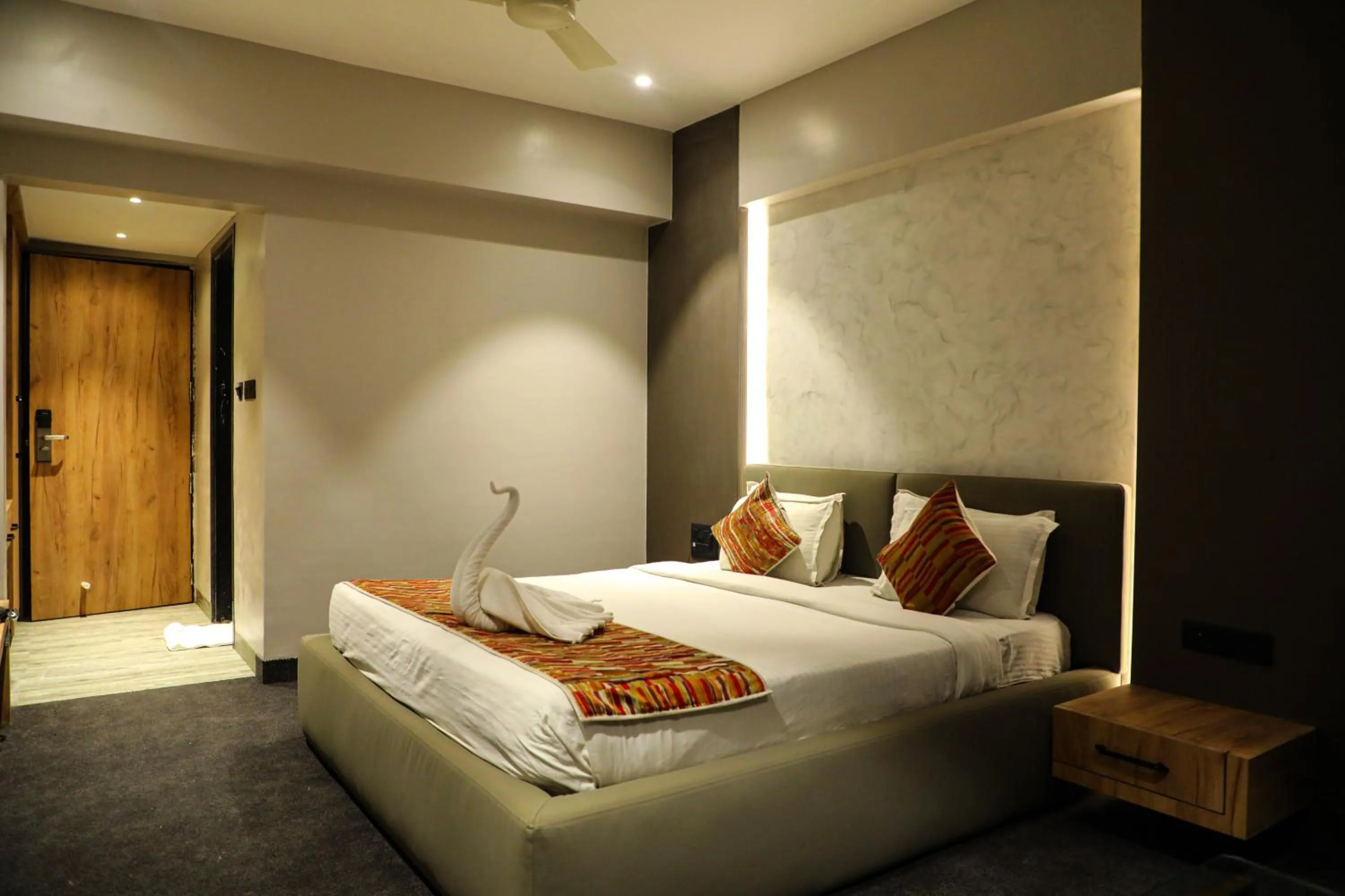 Bedroom, Bed in Hotel City Symphony