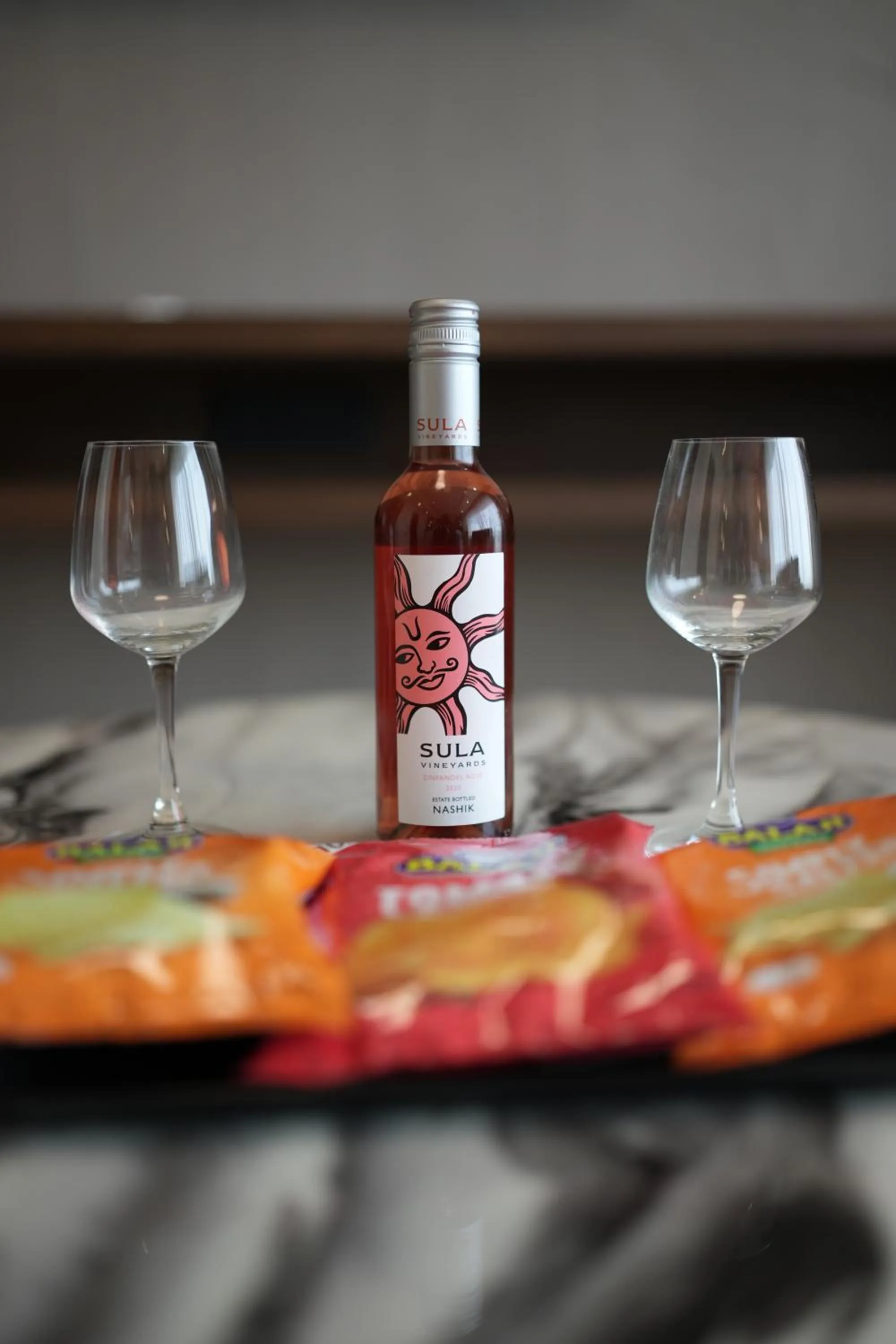 Restaurant/places to eat in Hotel City Symphony