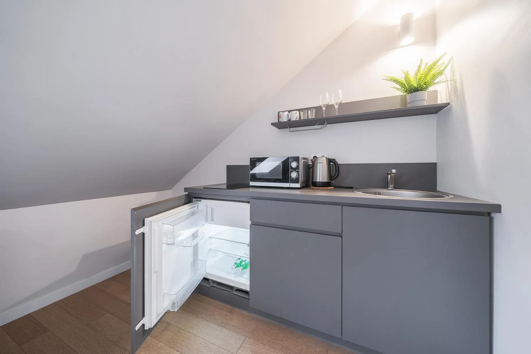 Coffee/tea facilities in Lollo Luxury Residence - Lollo Stay