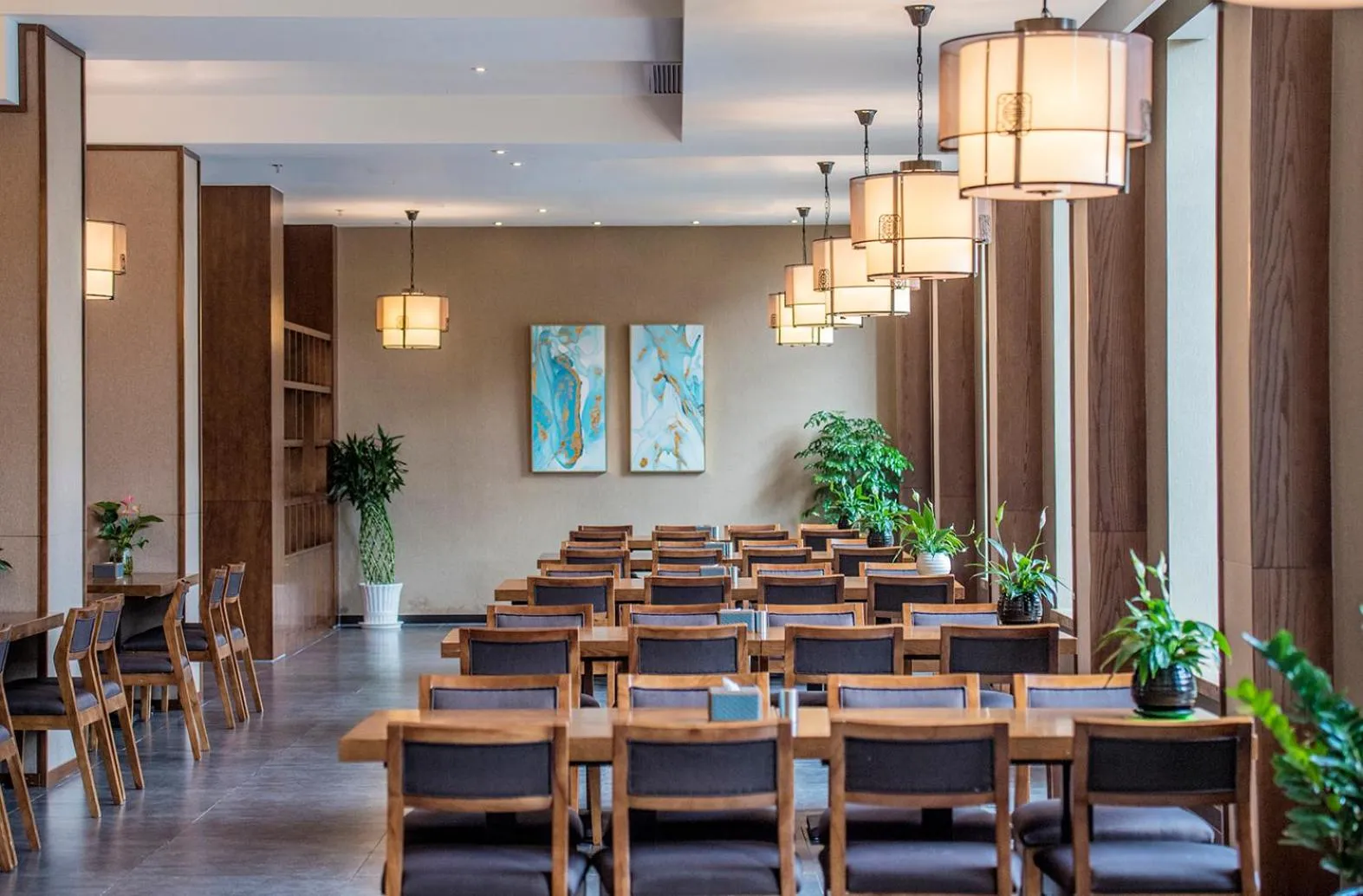 Restaurant/places to eat in Mehood Theater Hotel, Shanghai Jinqiao