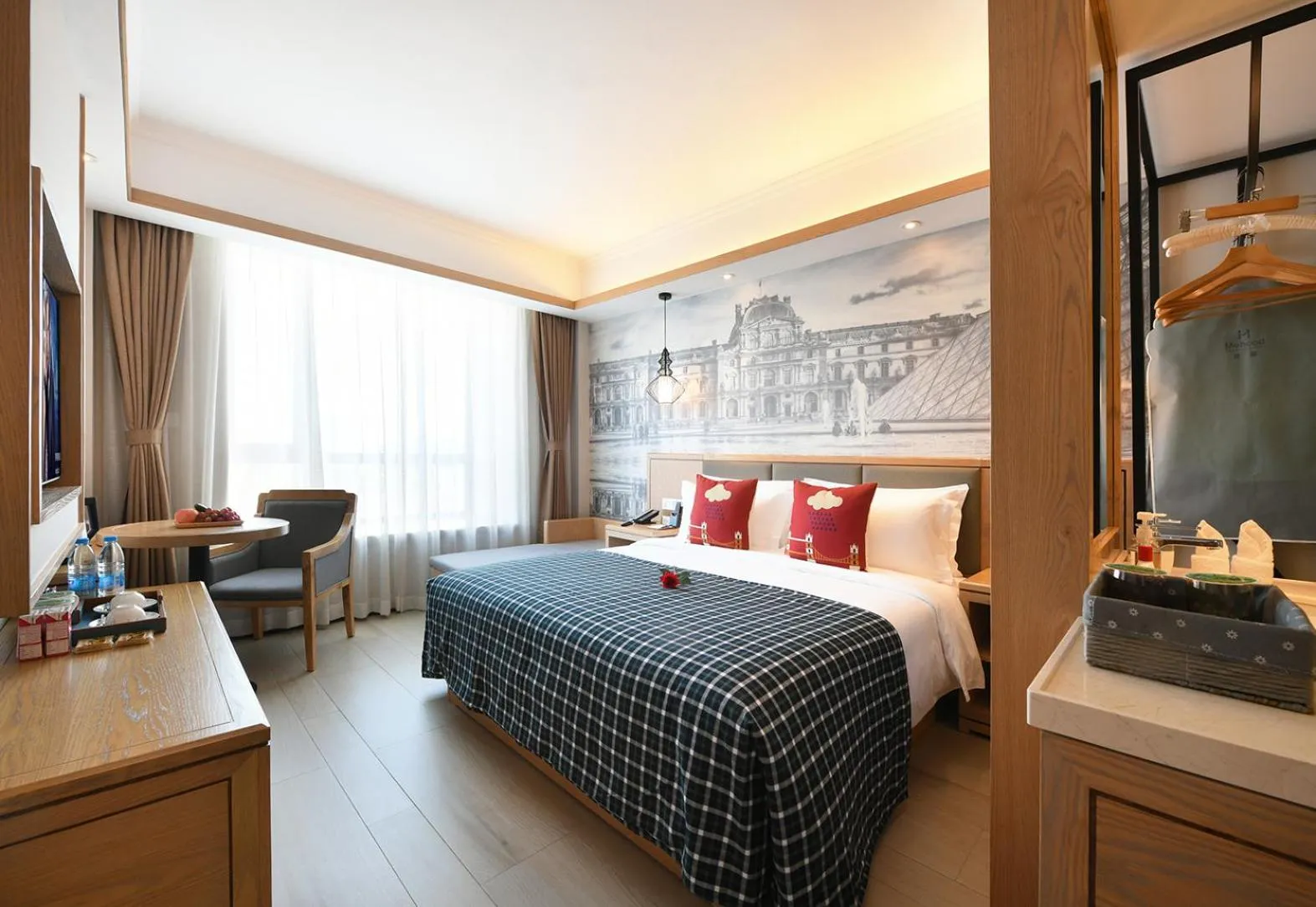 Bed in Mehood Theater Hotel, Shanghai Jinqiao