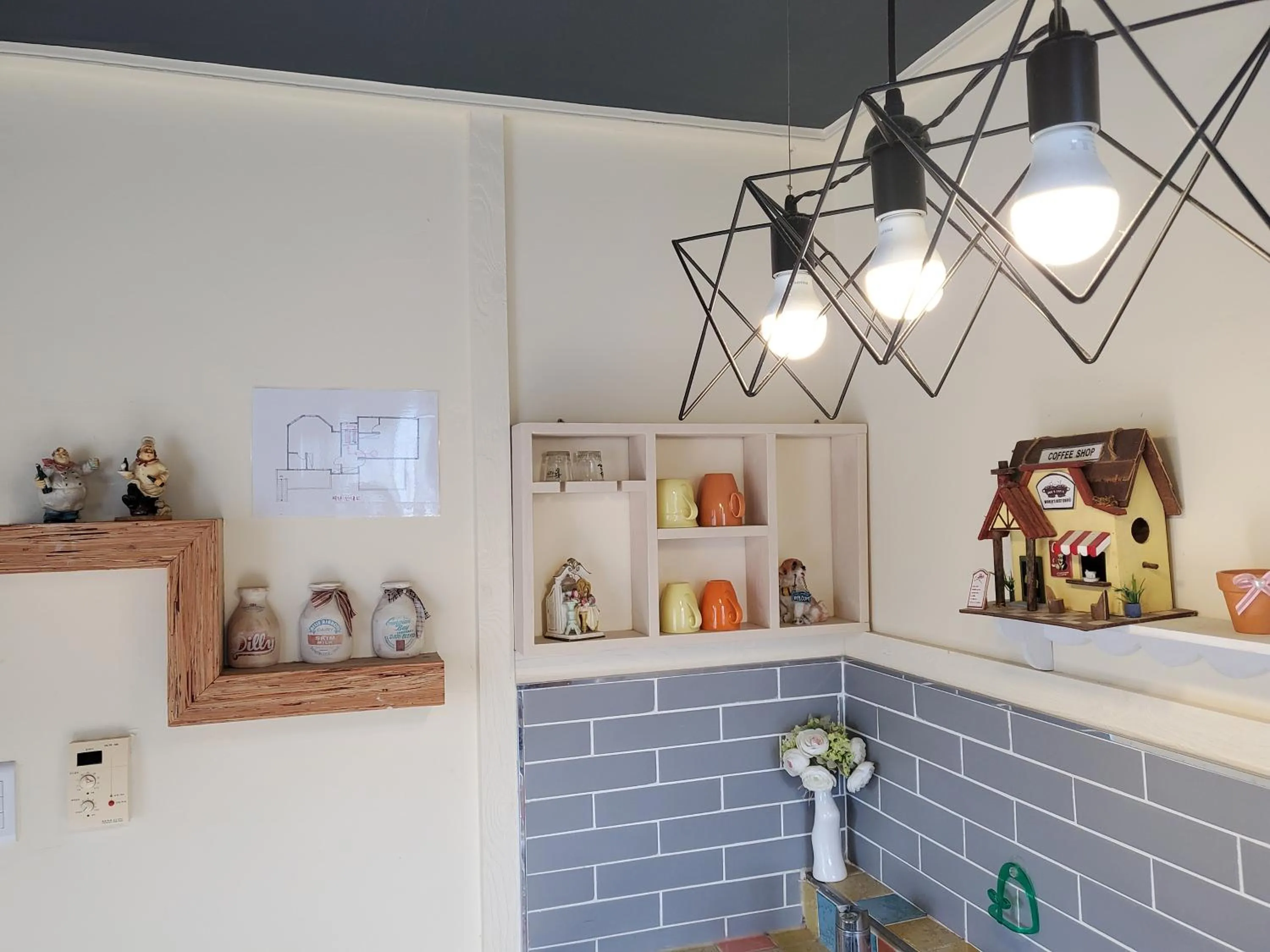 Olive Vanilla Pension