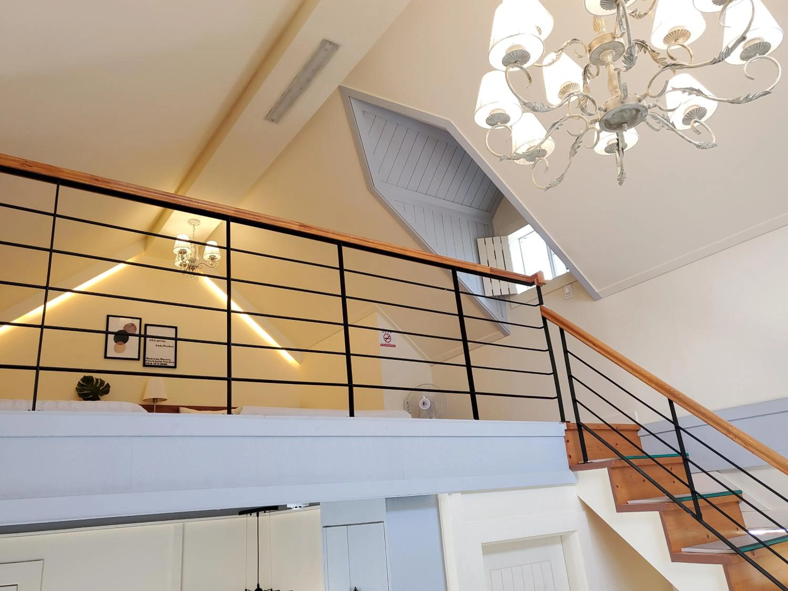 Olive Vanilla Pension