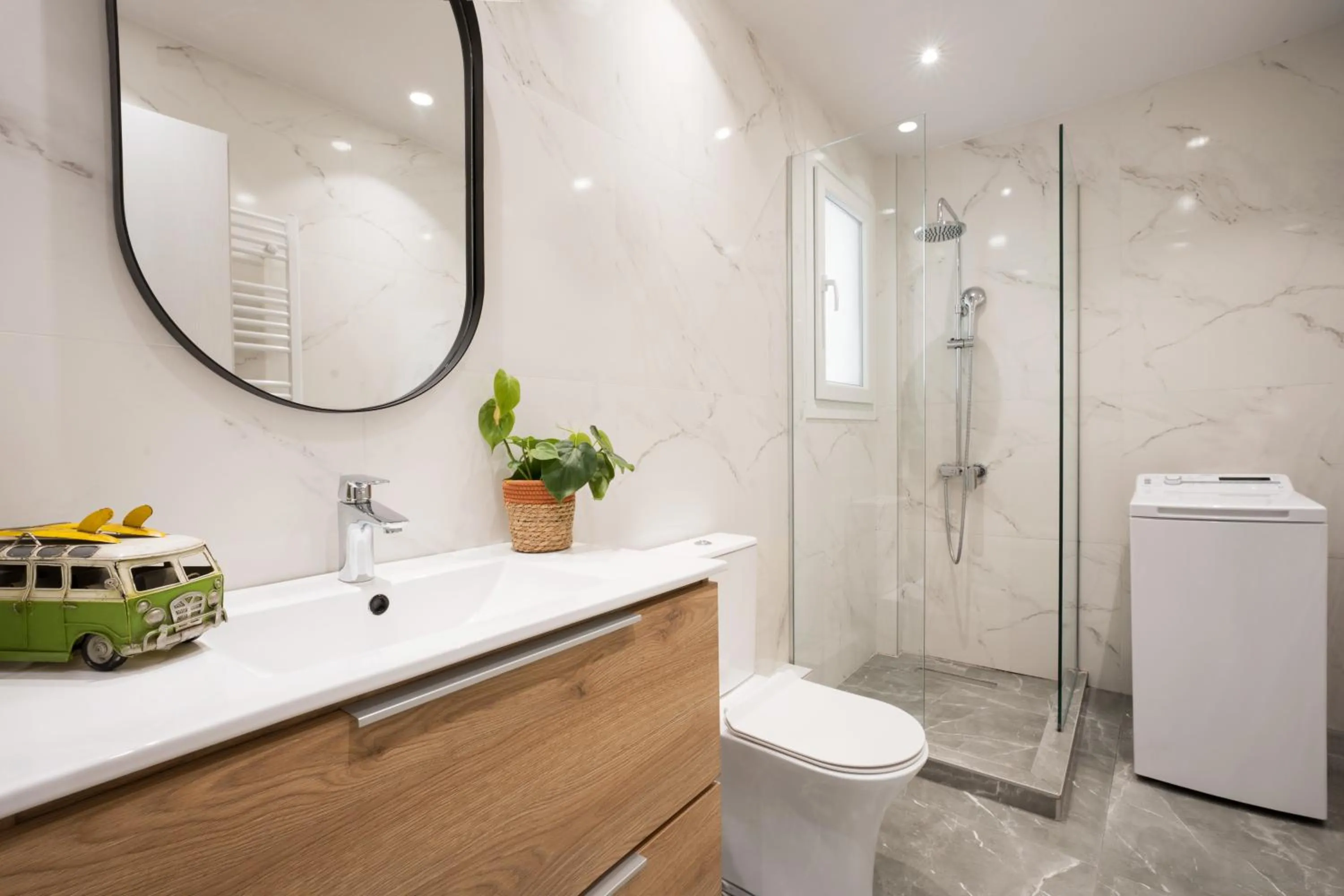 Bathroom in The Caravan Apartments