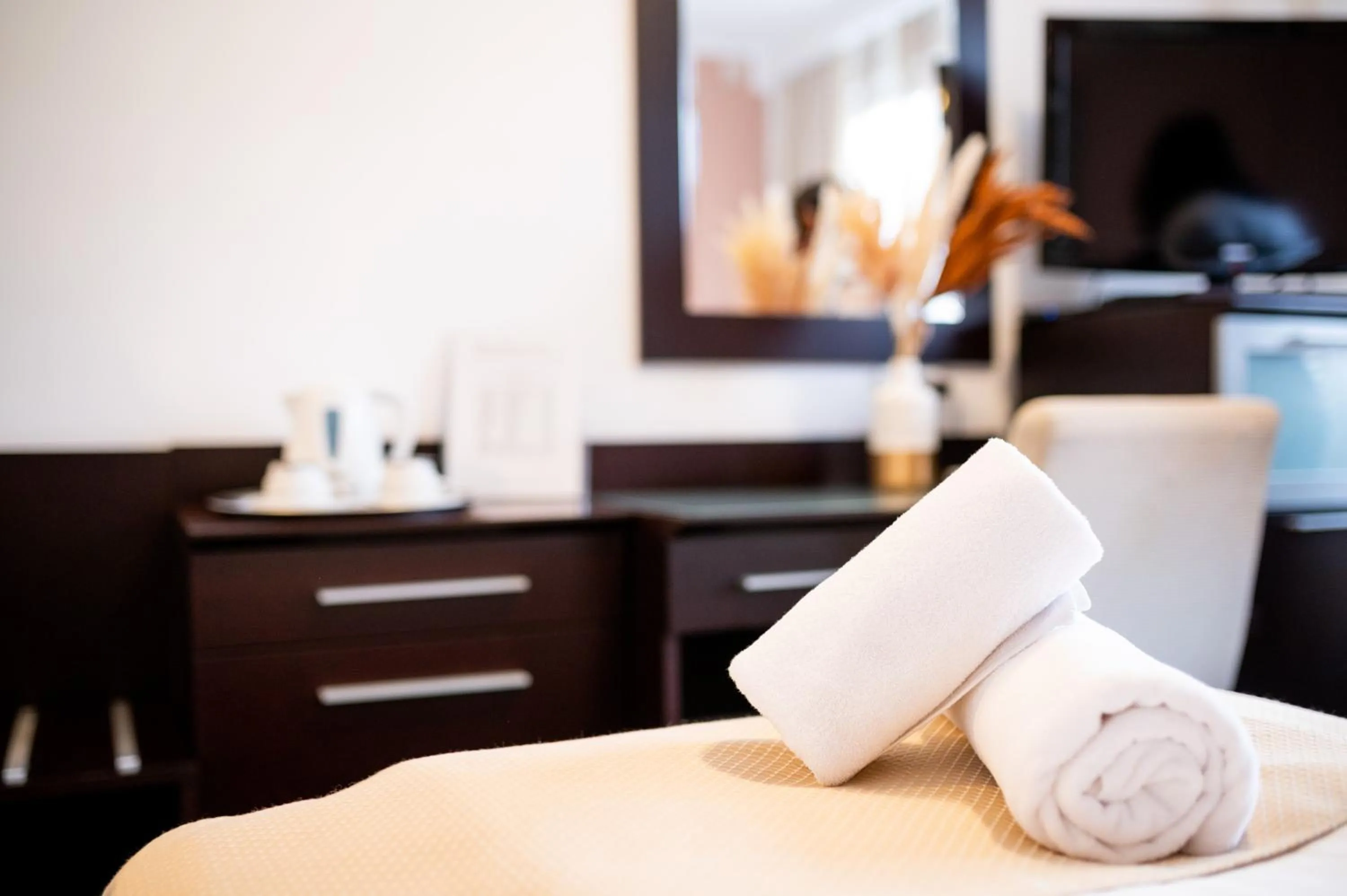 Bedroom, Bed in Hotel Sumadija