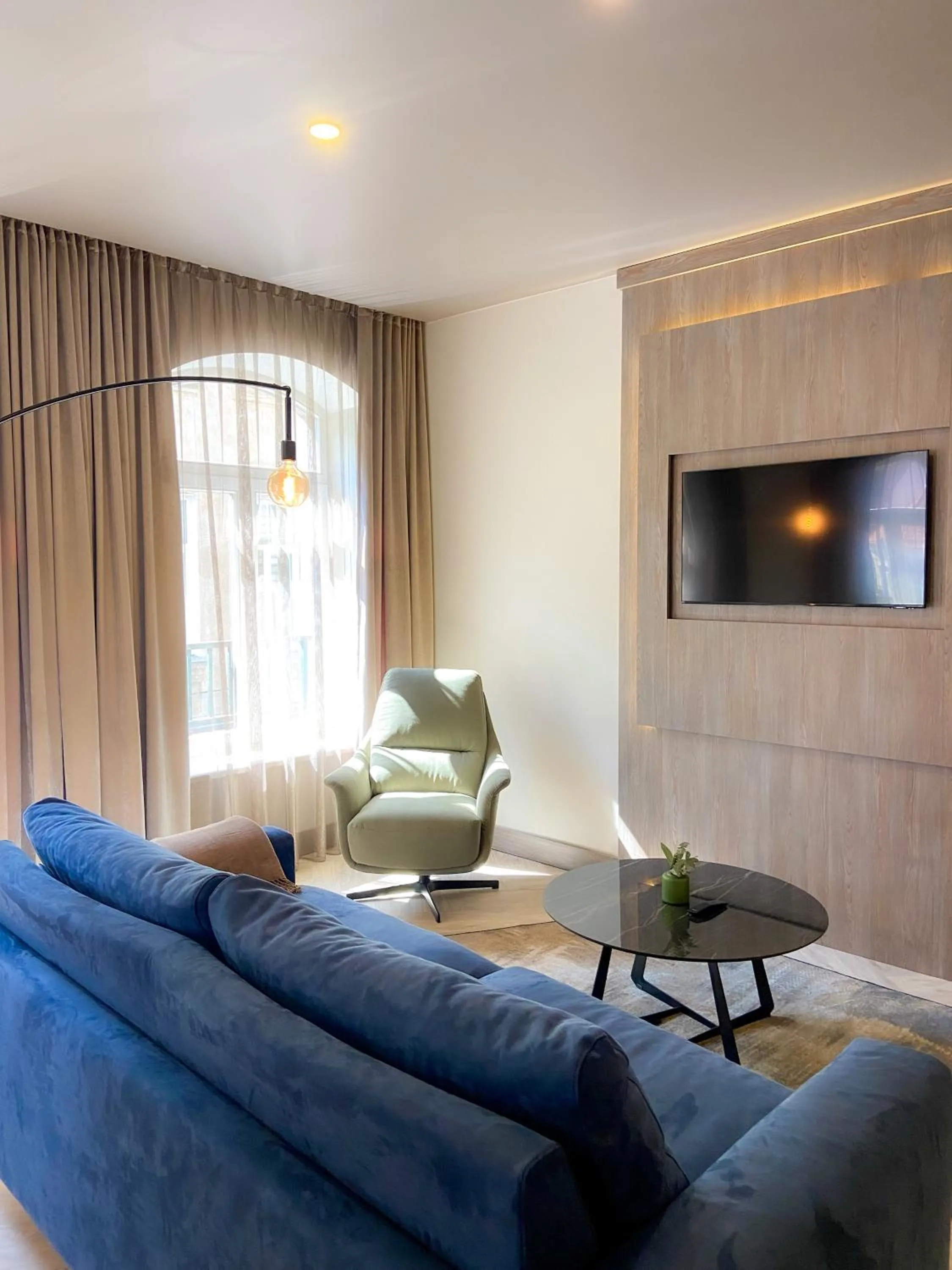 TV and multimedia in CONTI HOTEL VILNIUS, Conference Centre, Restaurant & Bar