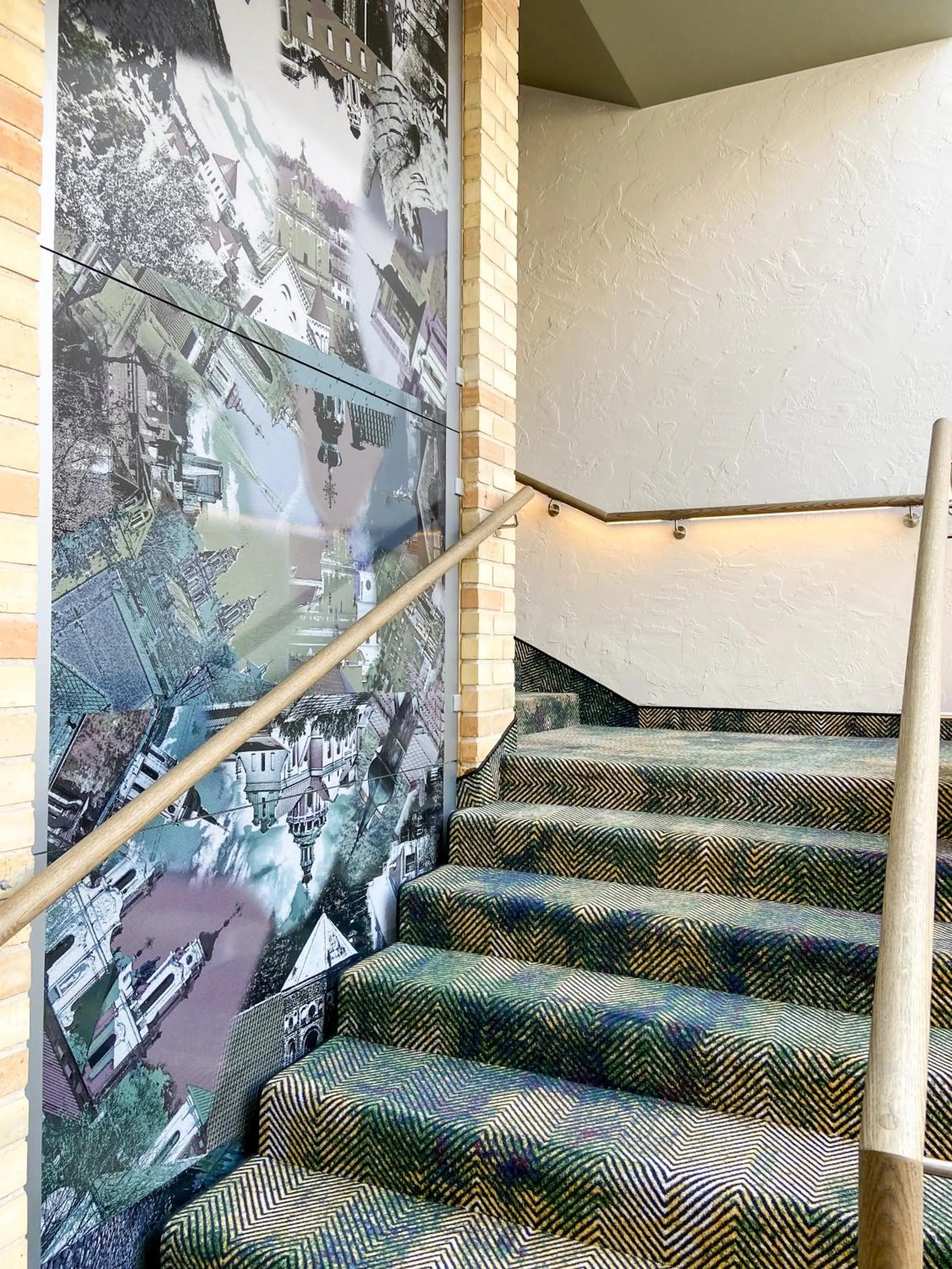 Entertainment in CONTI HOTEL VILNIUS, Conference Centre, Restaurant & Bar