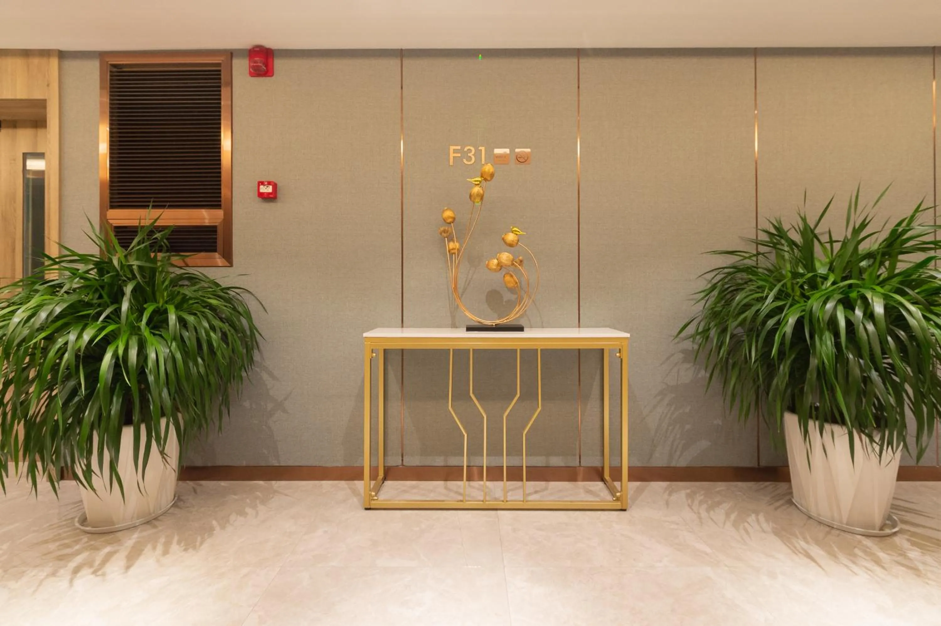 Property building in Morning Hotel, Wuxi Jiangnan University Sunac Cultural Tourism City