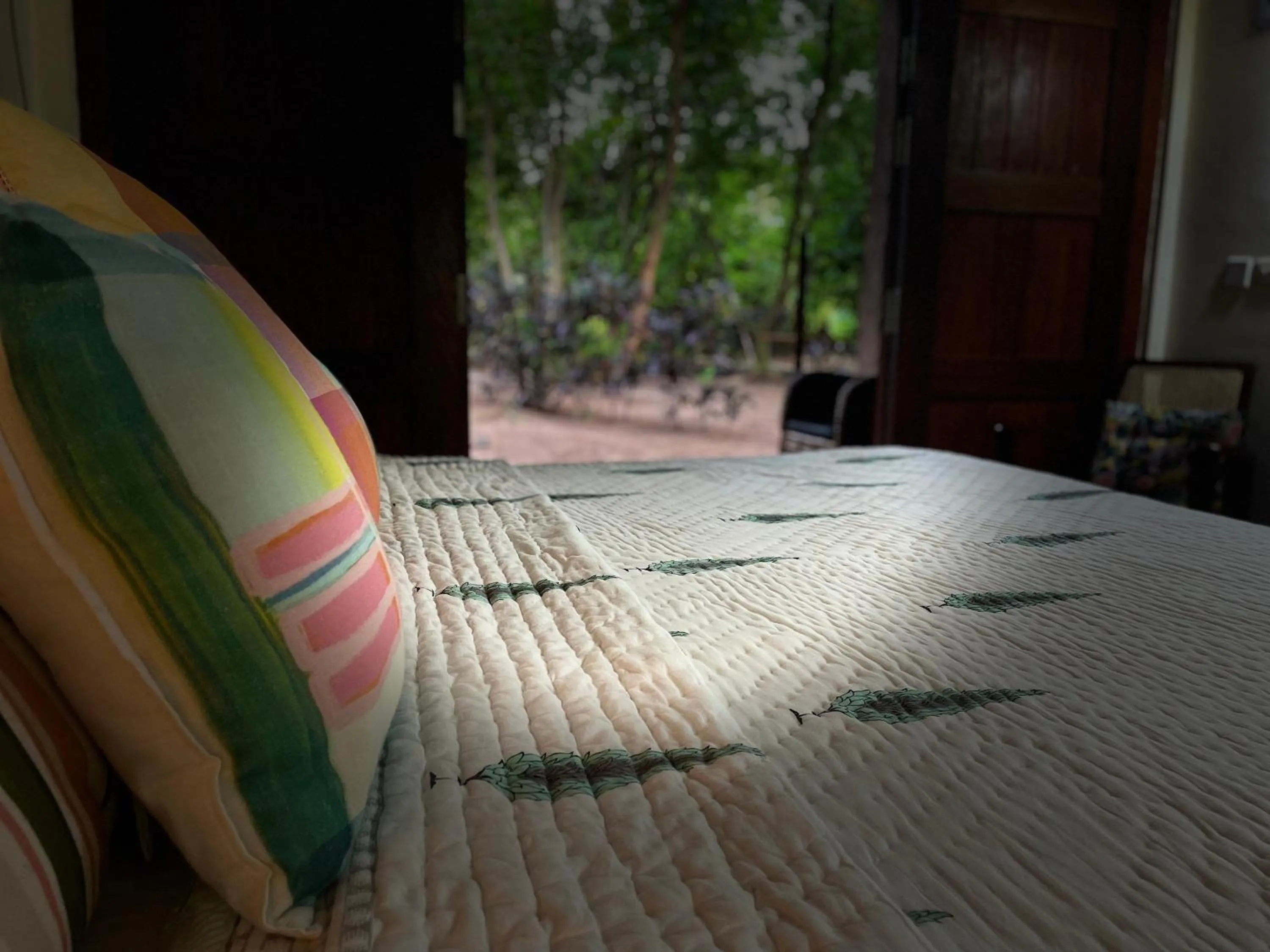 Double Room with Garden View - single occupancy in The DIVEResort and Dancing Dugong Cafe