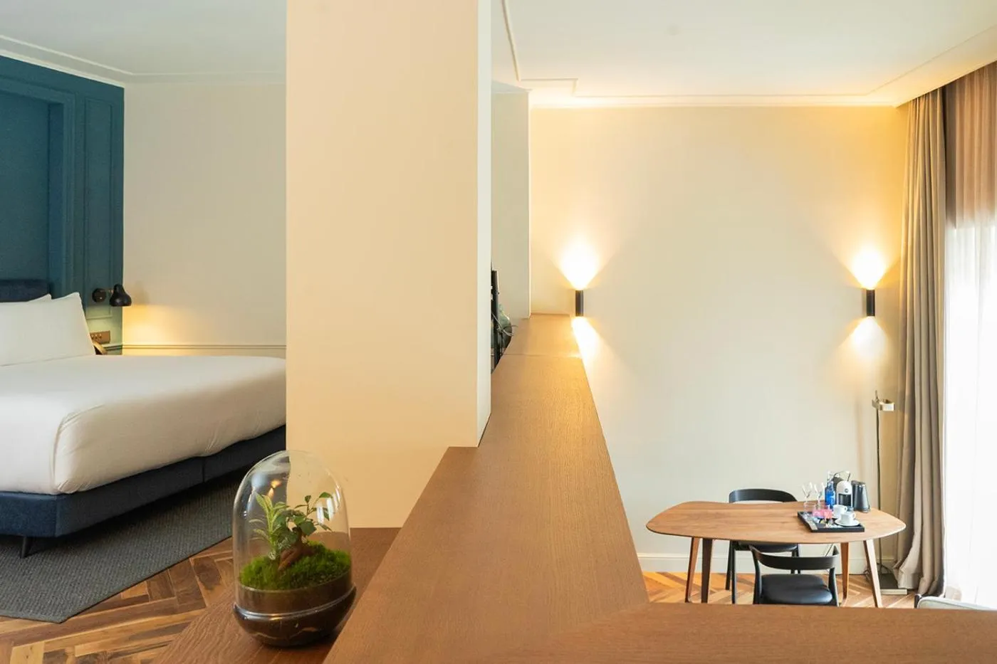 Living room, Bed in Nobu Hotel Sevilla