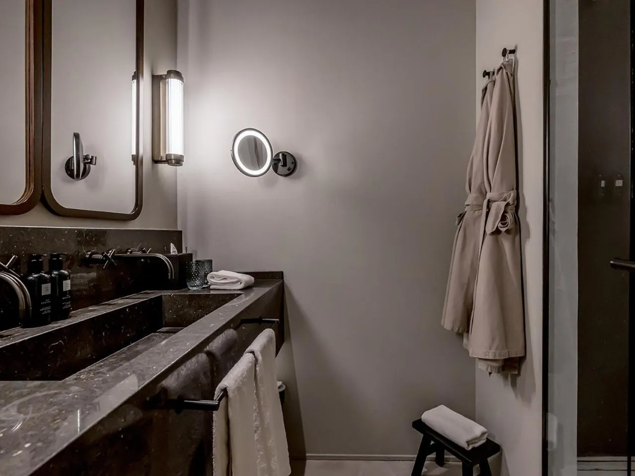 Bathroom in Mercer Plaza Sevilla 5 GL