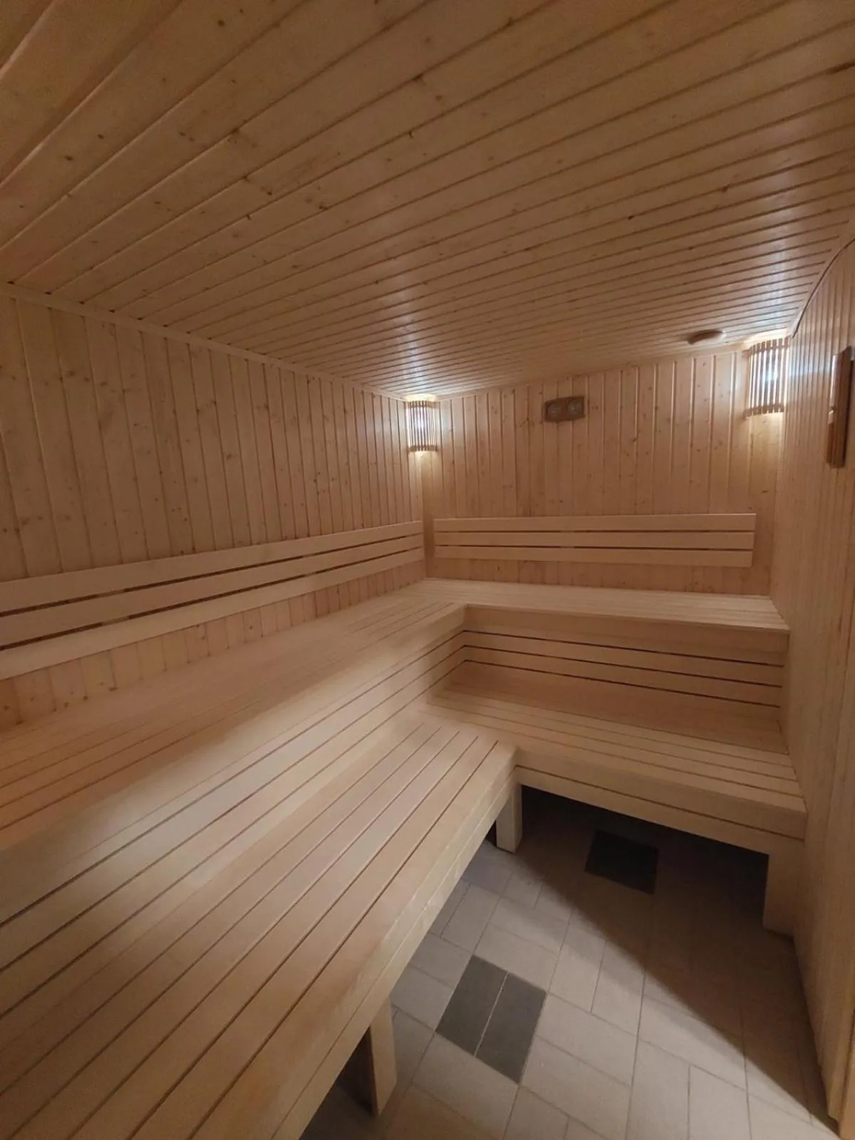 Sauna in Hotel Montenegro
