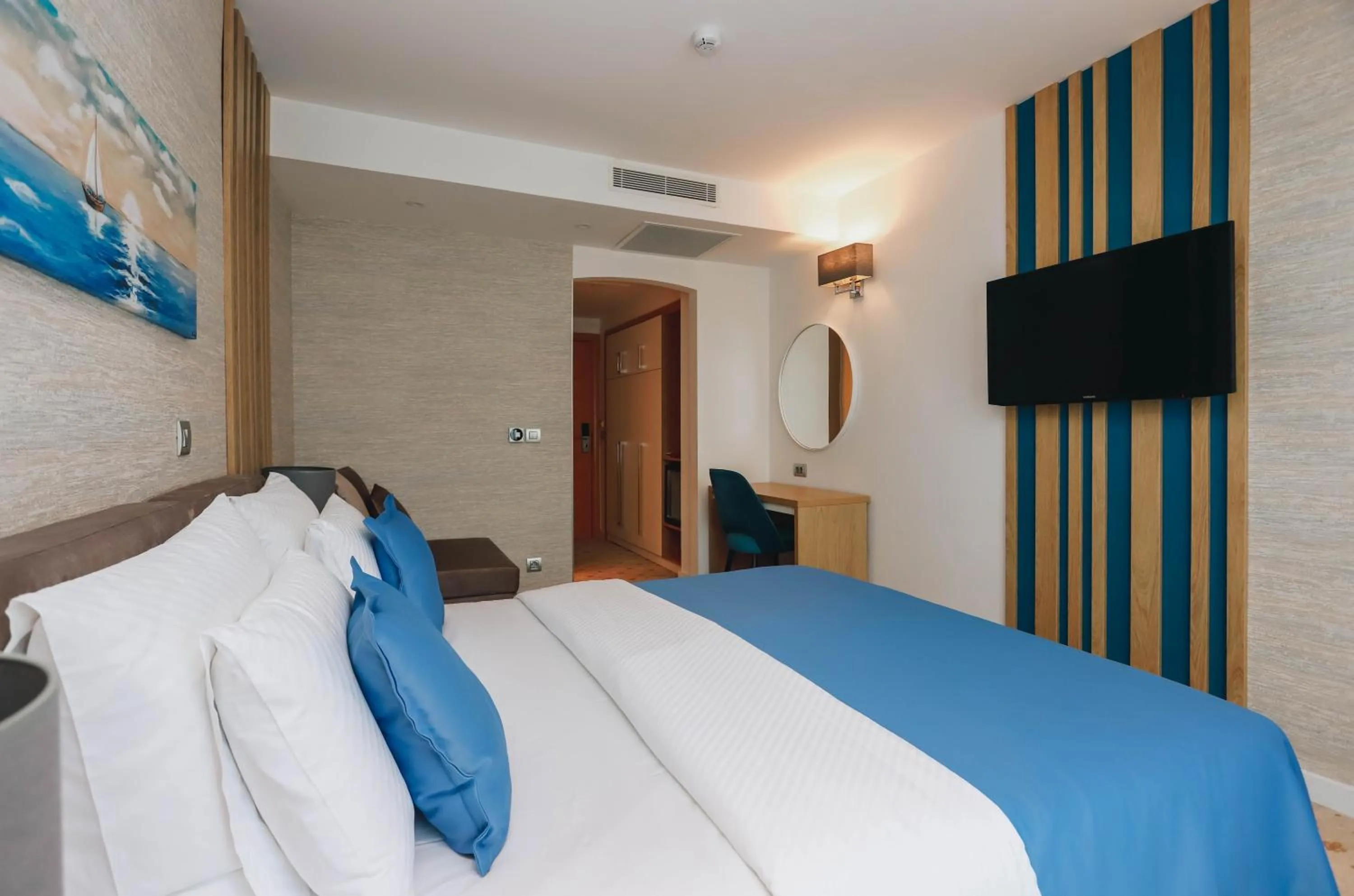 Bedroom, Bed in Hotel Montenegro