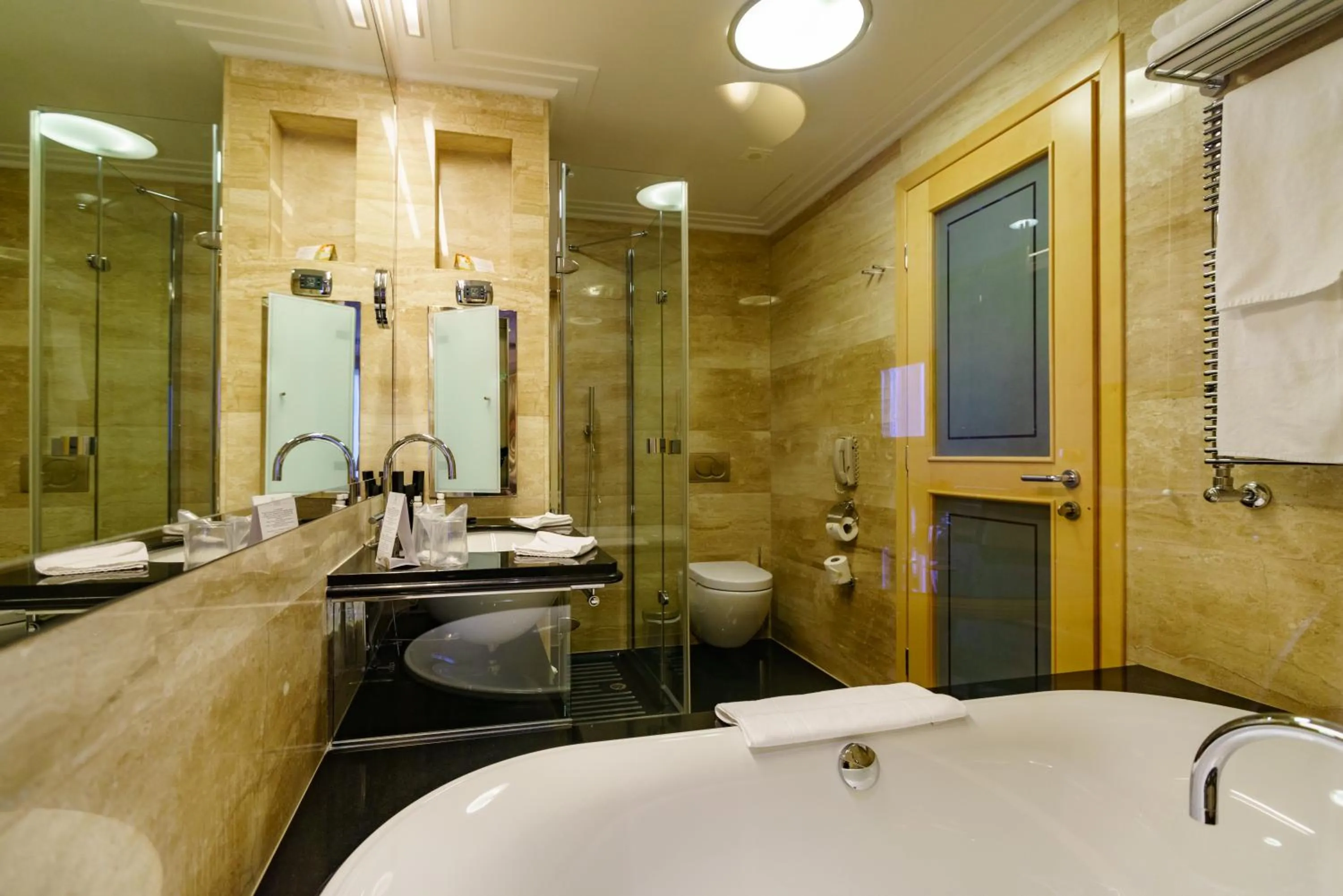 Bathroom in Splendid Conference & Spa Resort