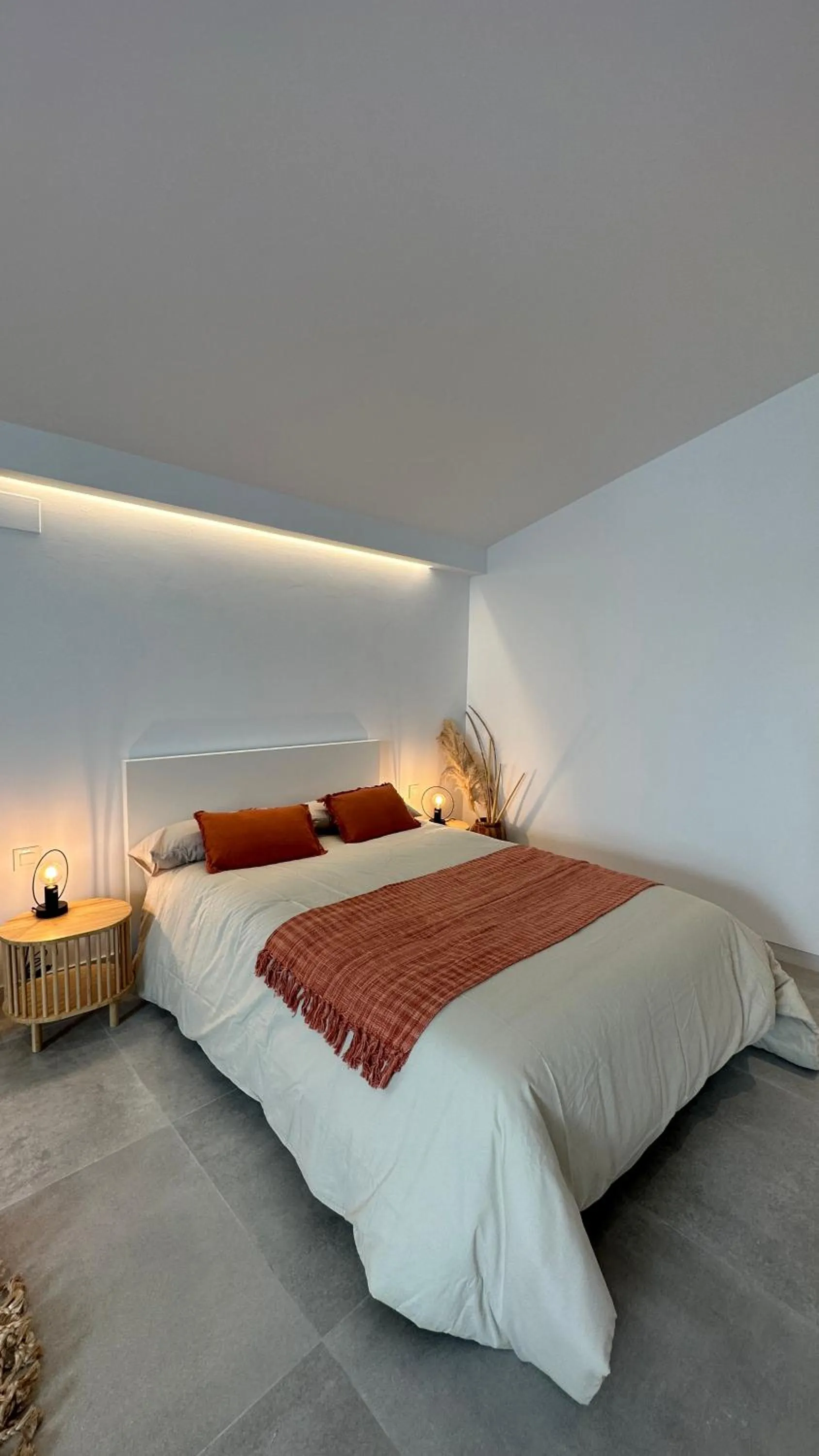 Bed in ART HOMES LAVADERO