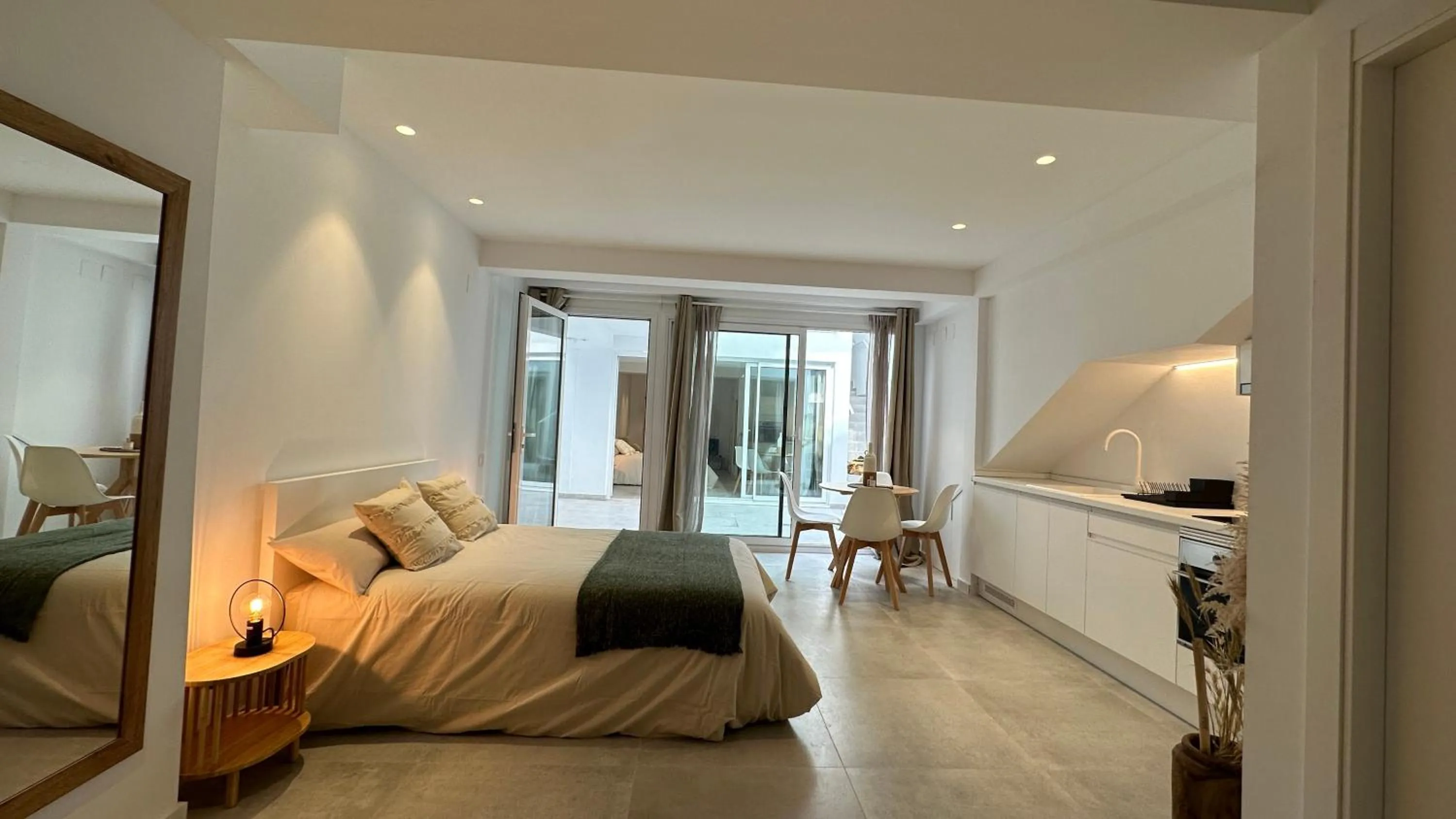 Bed in ART HOMES LAVADERO