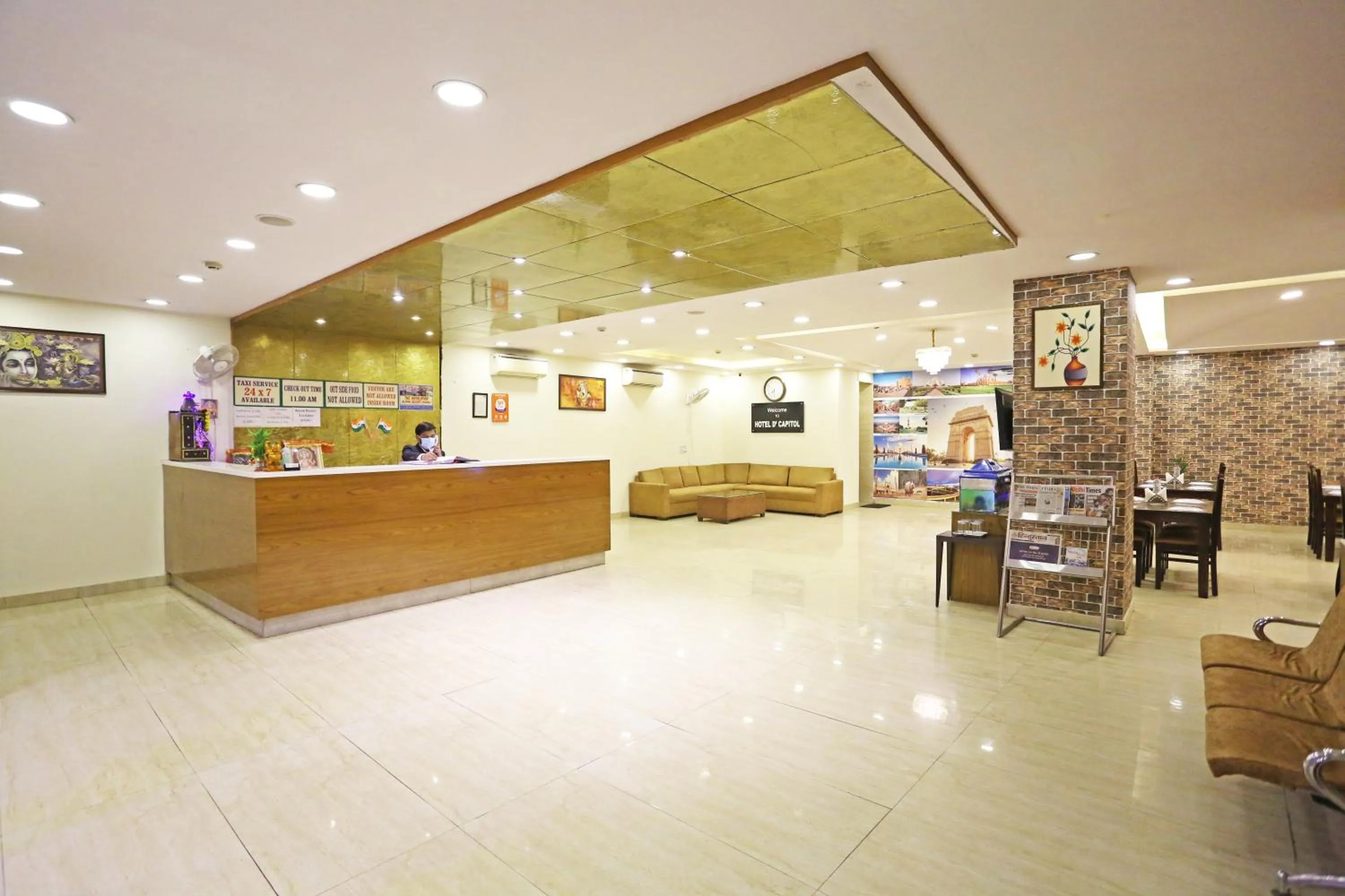 Lobby or reception in Hotel D'Capitol - Delhi Airport