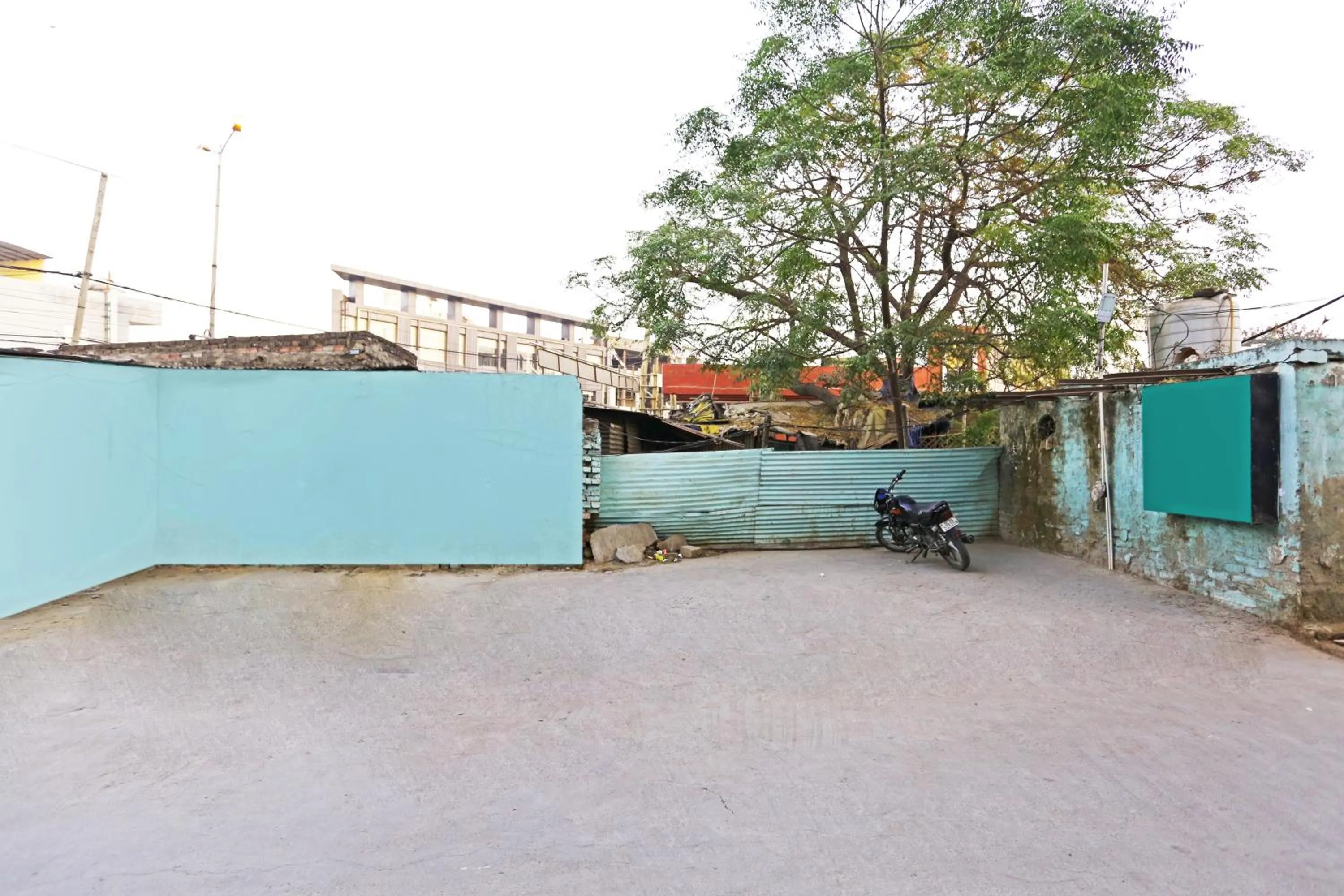 Day in Hotel D'Capitol - Delhi Airport