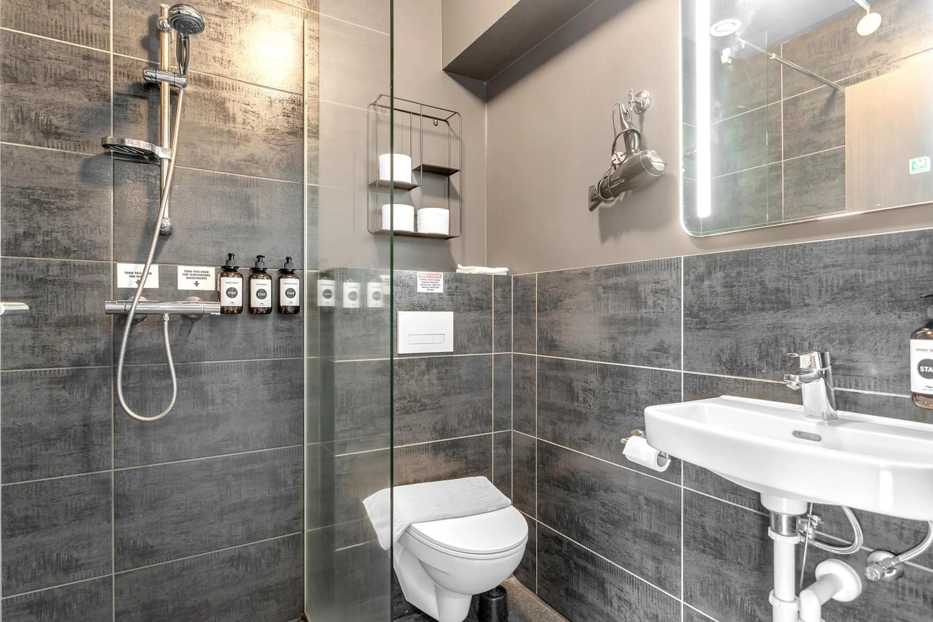 Bathroom in Stay Apartments Bolholt