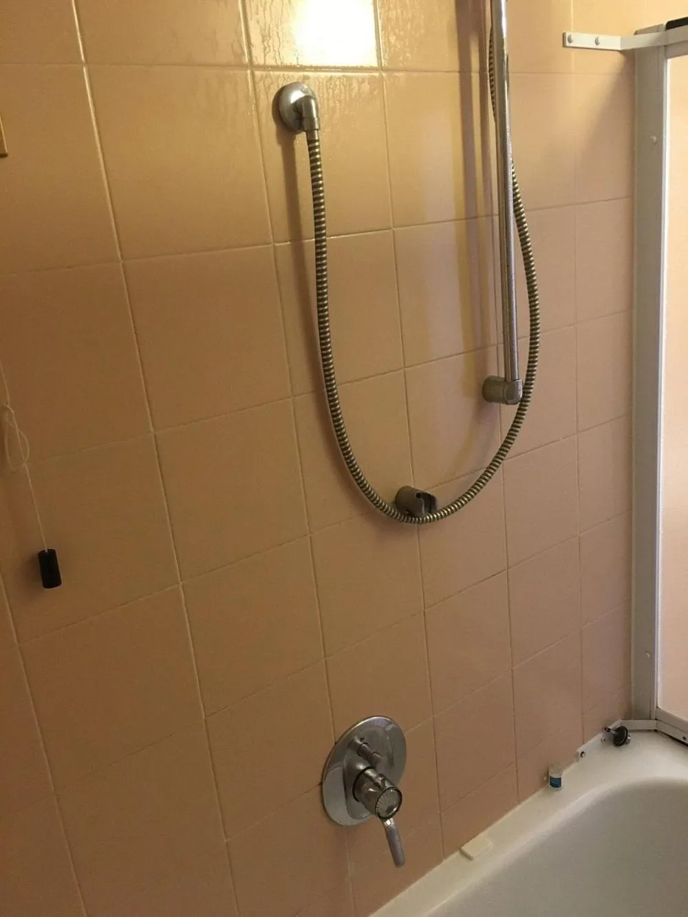 Shower in Hotel Garden Bologna