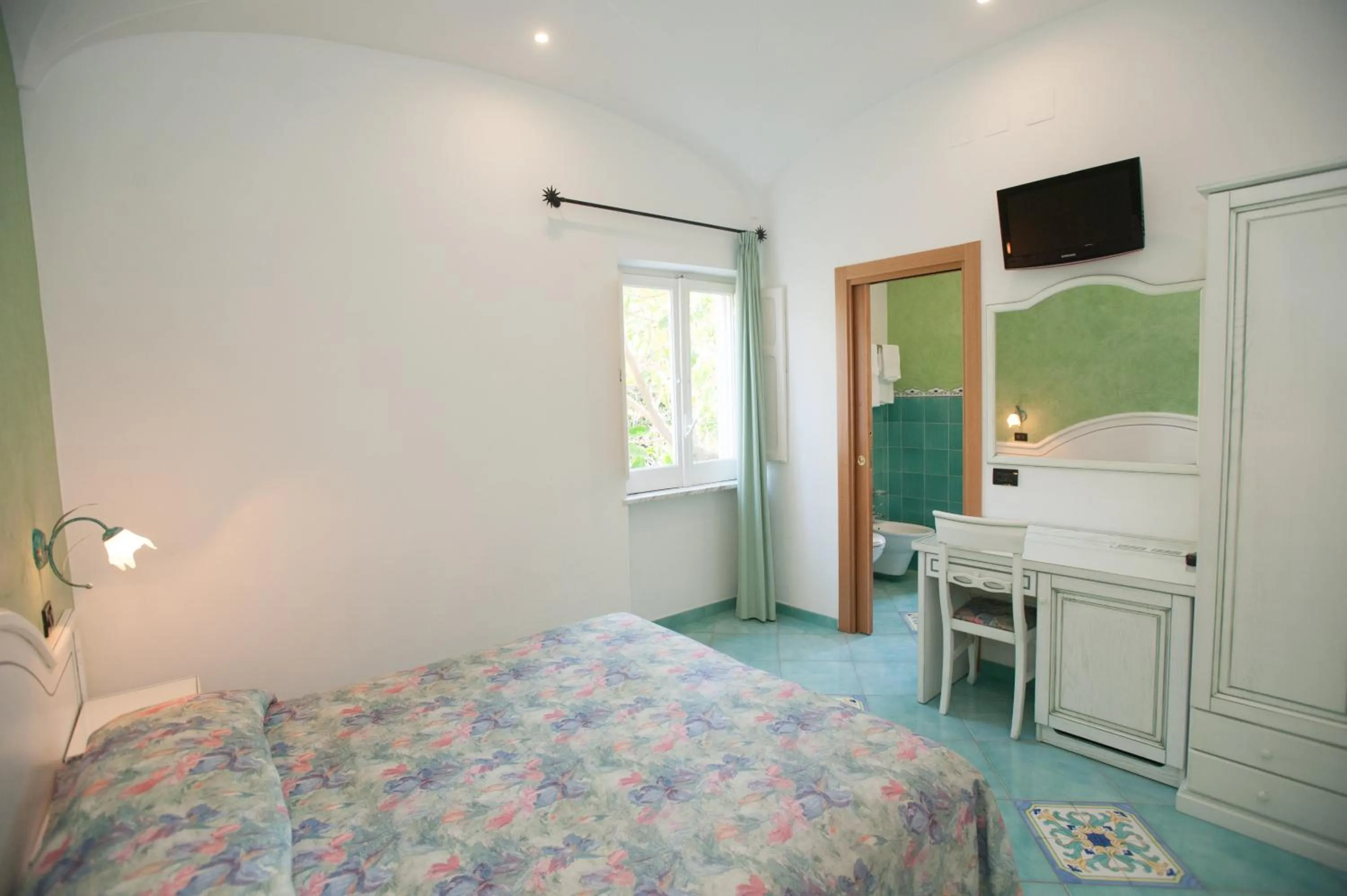 Bedroom, Bed in Hotel Villa Sirena - Thermae & SPA