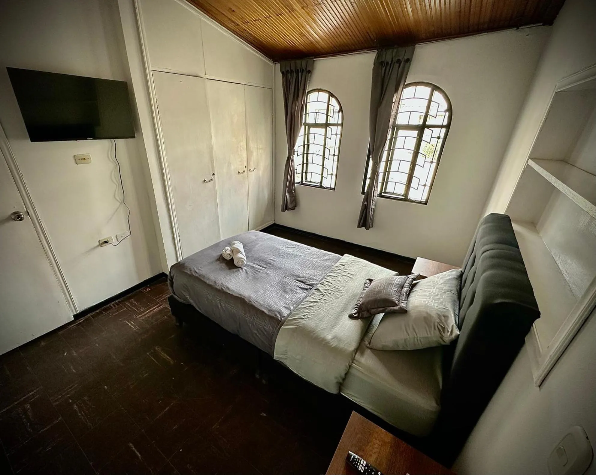 TV and multimedia, Bed in H&L BOUTIQUE