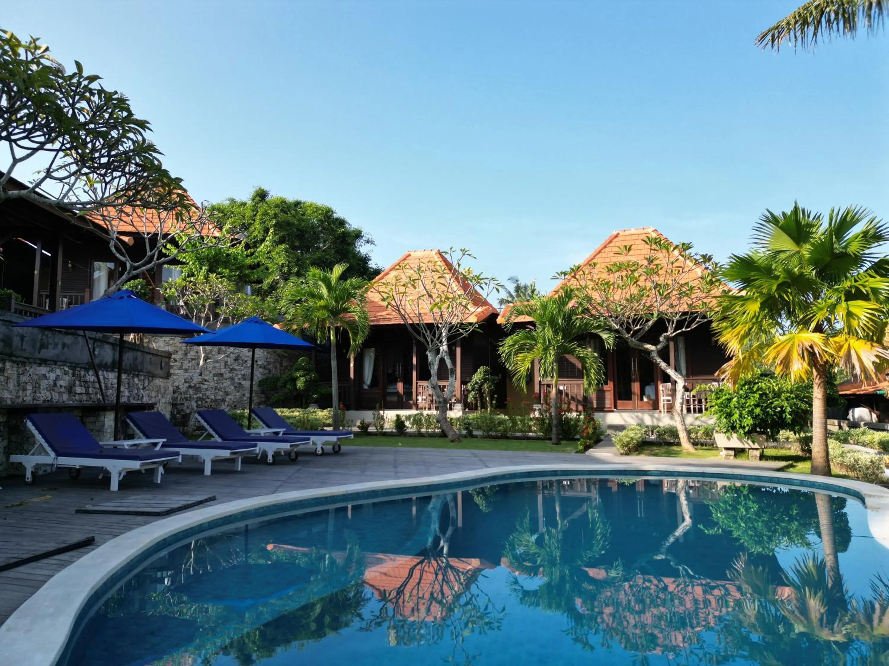 Swimming pool in Villa Vilah