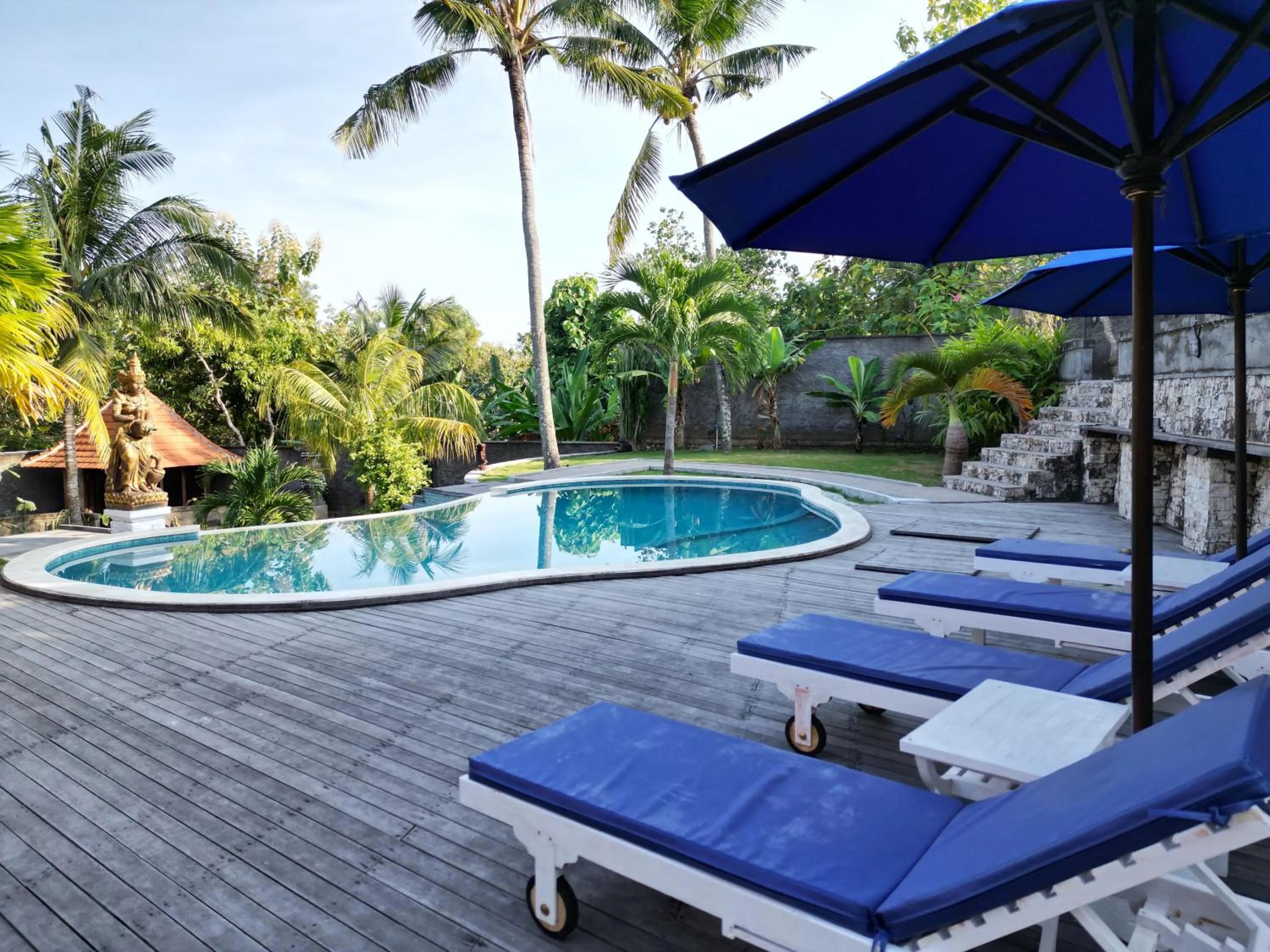 Pool view in Villa Vilah