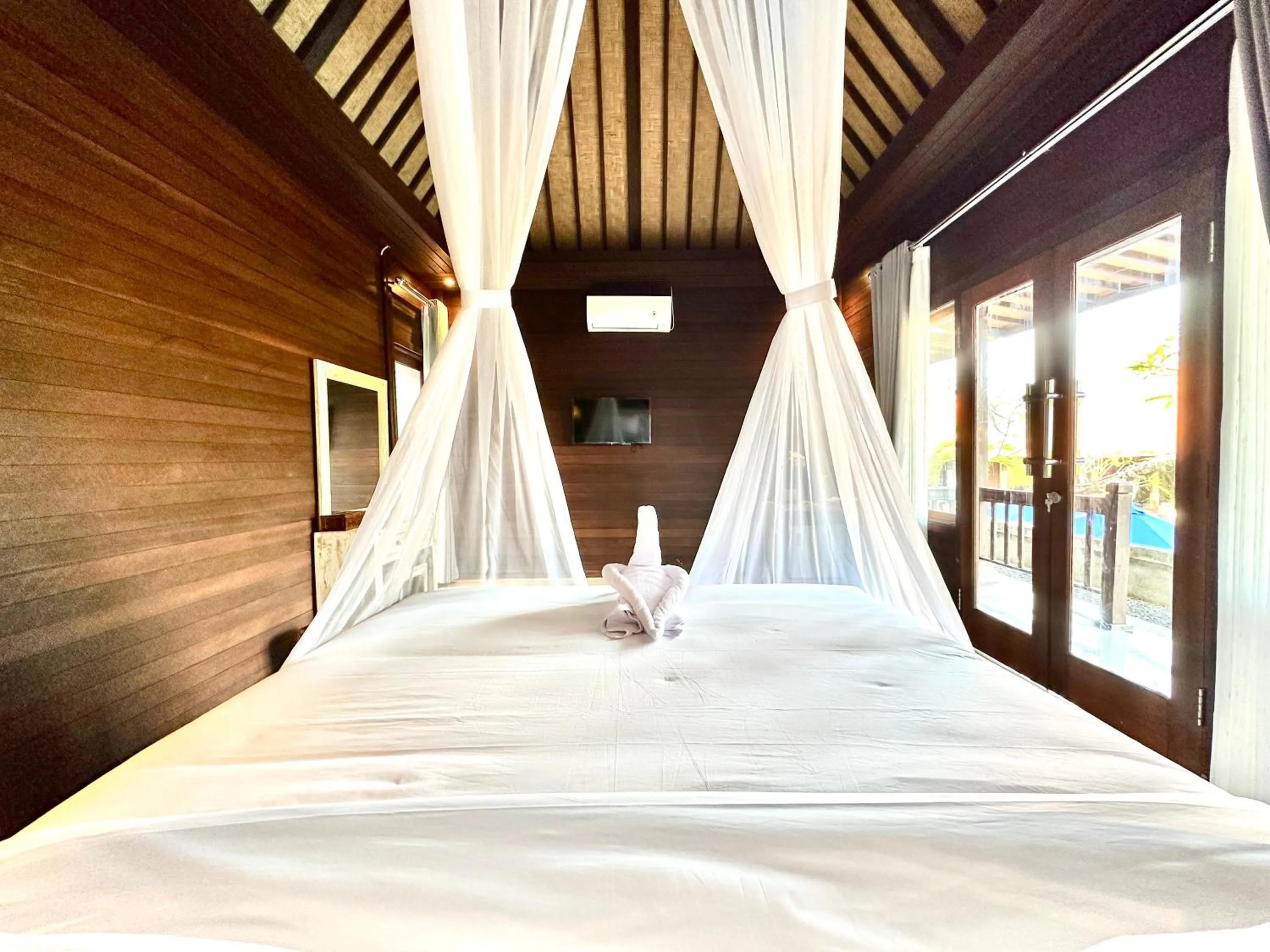 Bedroom, Bed in Villa Vilah