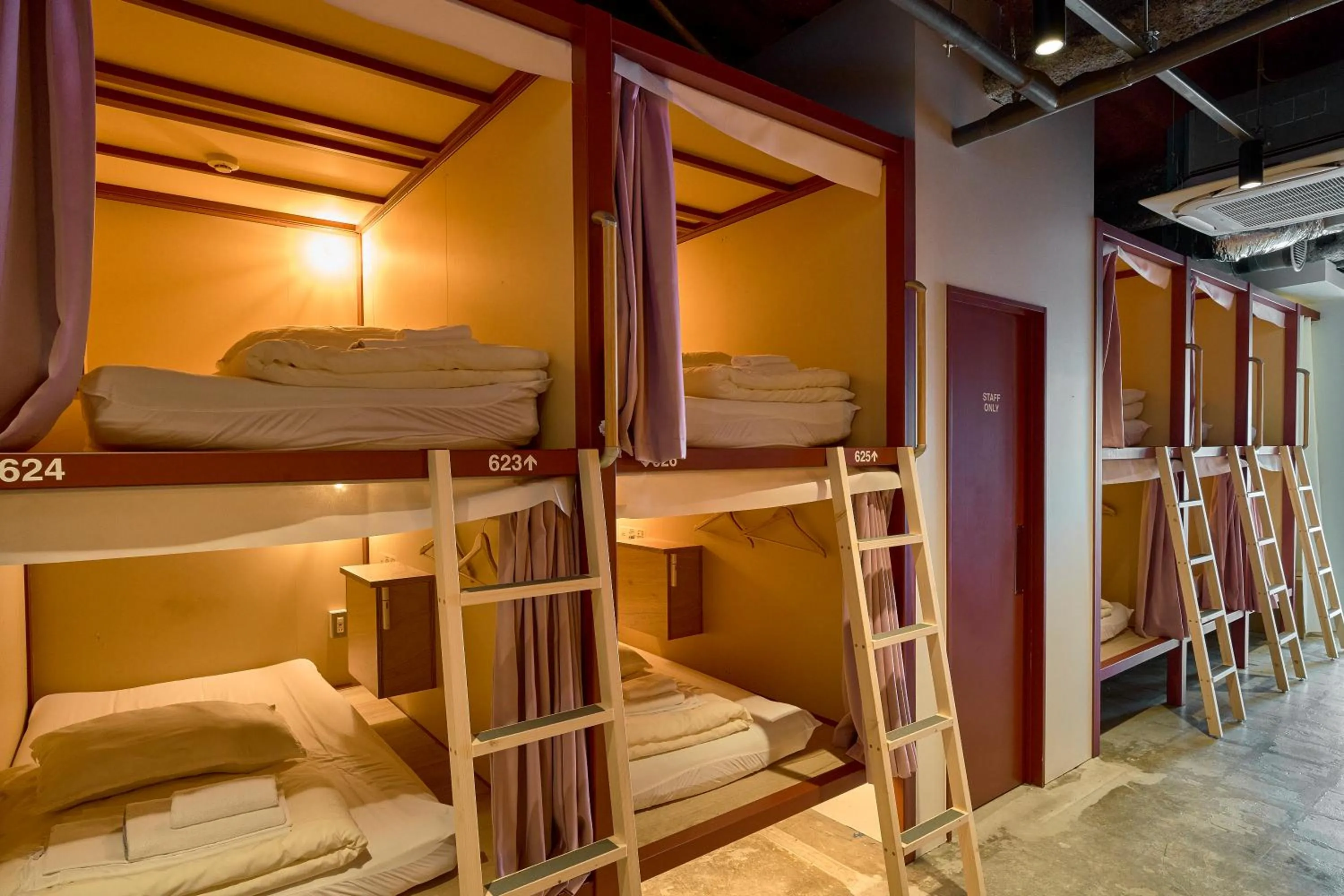 bunk bed, Bed in HELIO HOSTEL SAPPORO