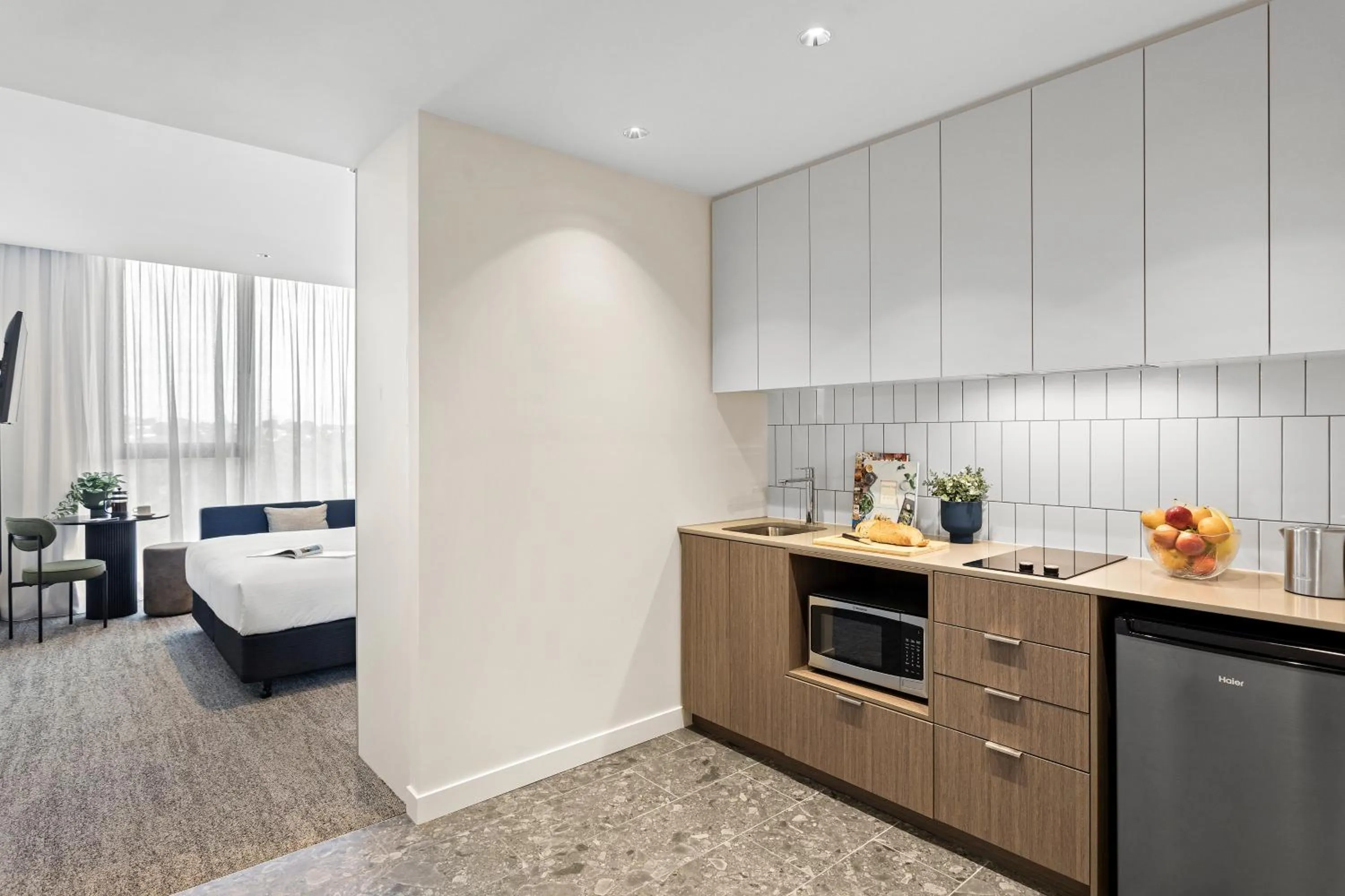 kitchen, Bed in Quest Woolooware Bay