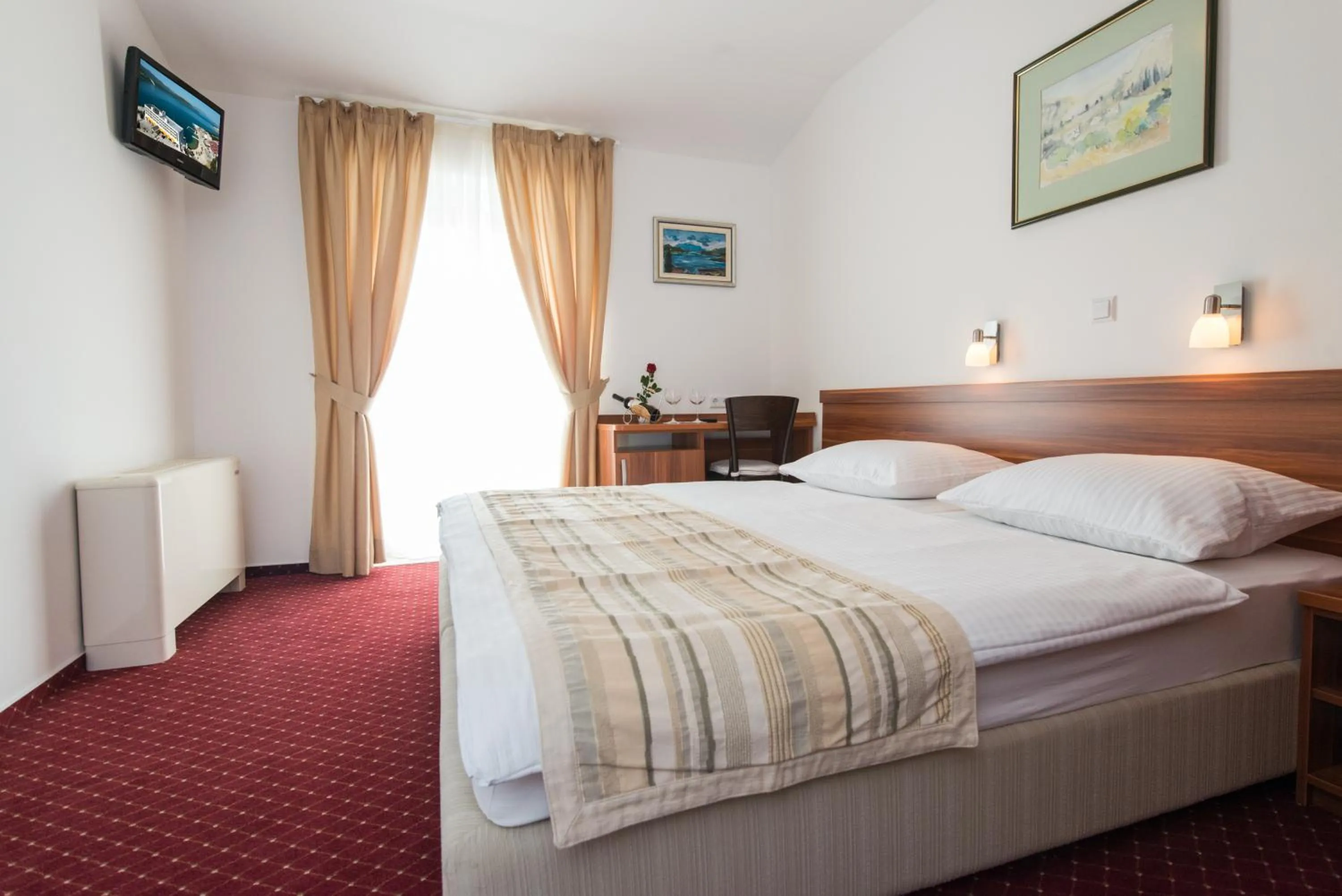 Photo of the whole room, Bed in Hotel Villa Nova