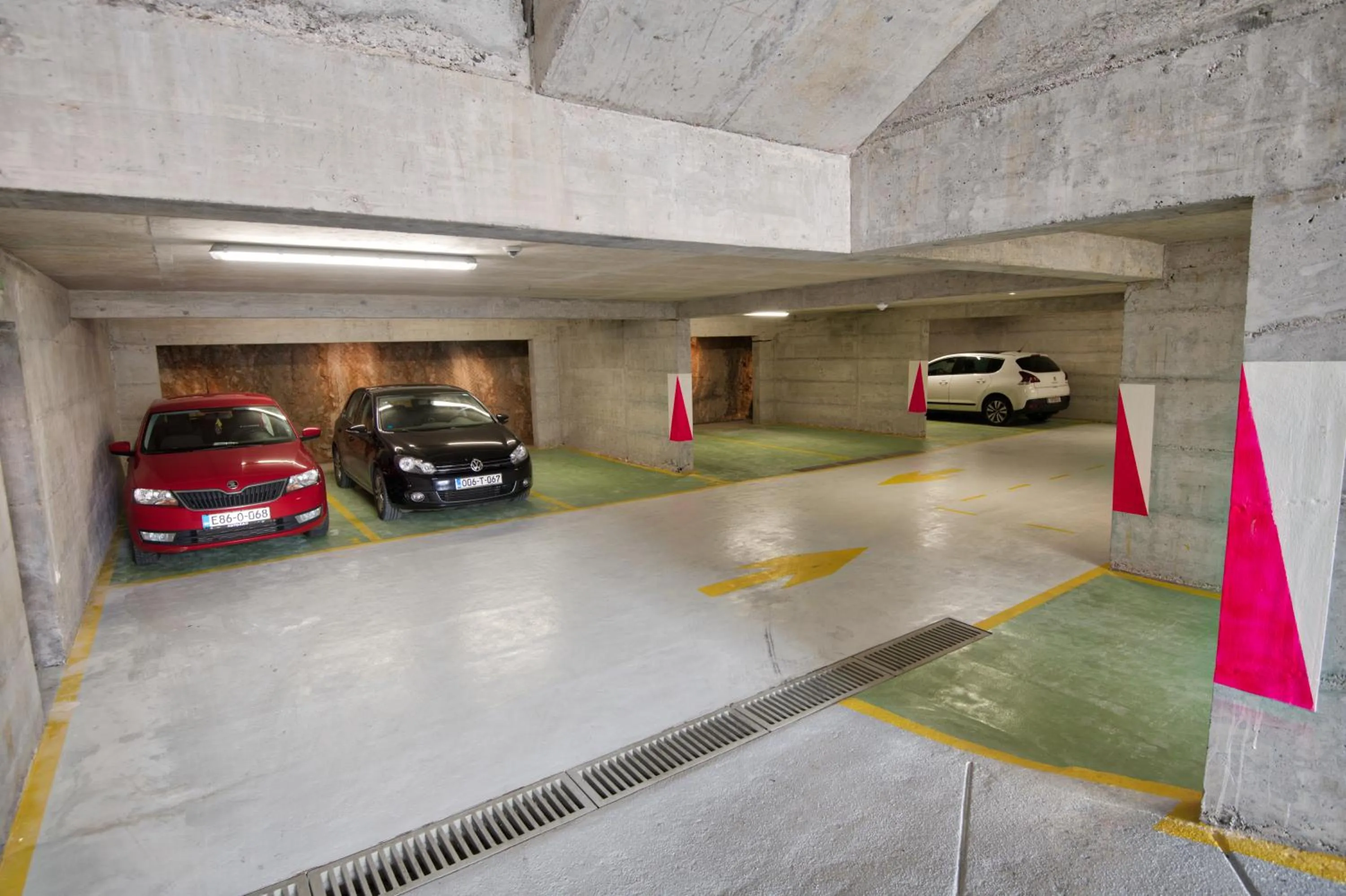 Parking in Hotel Villa Nova